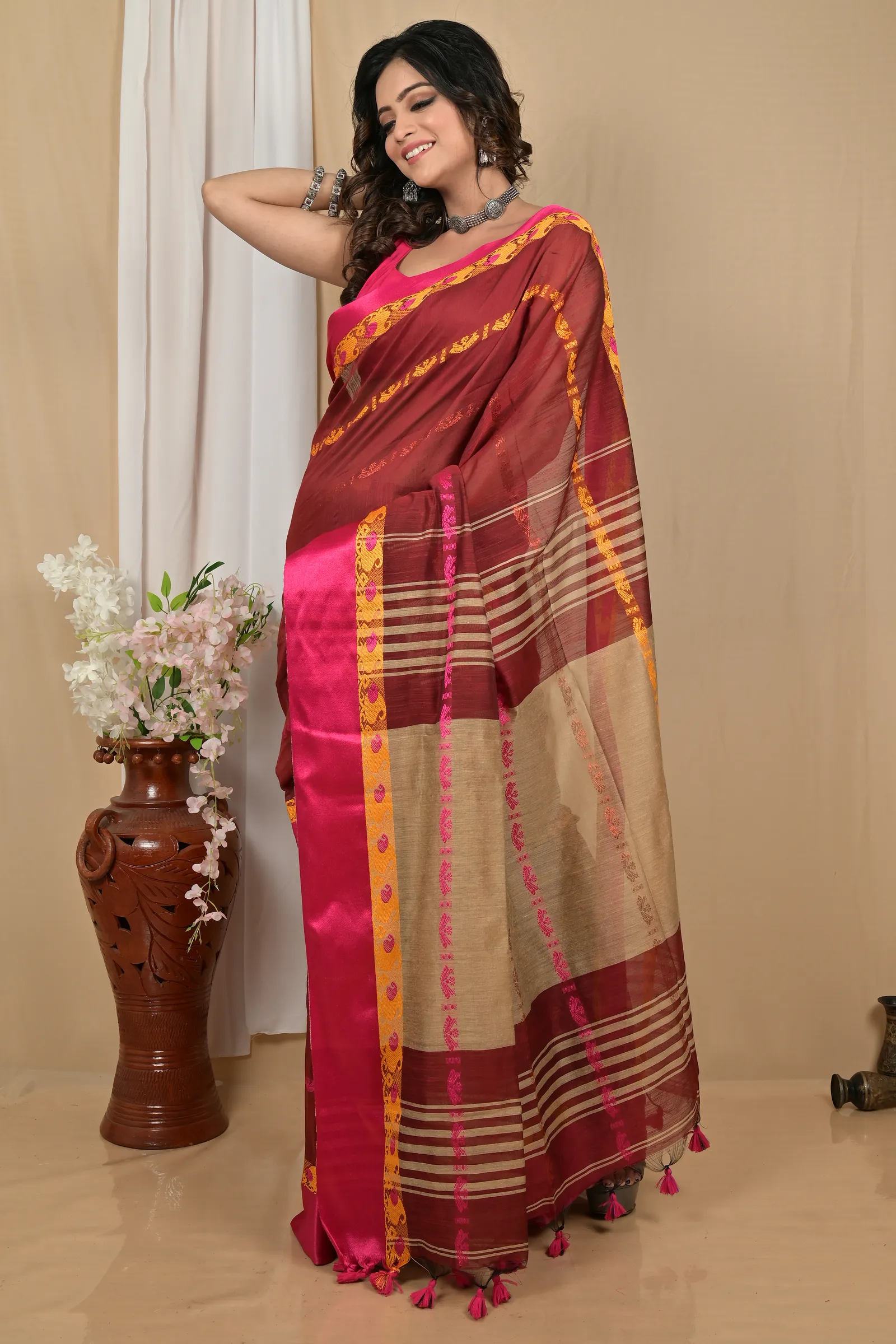 DipDiya Blended Cotton Dark Brown Achsit A Legacy Woven Handloom Sarees