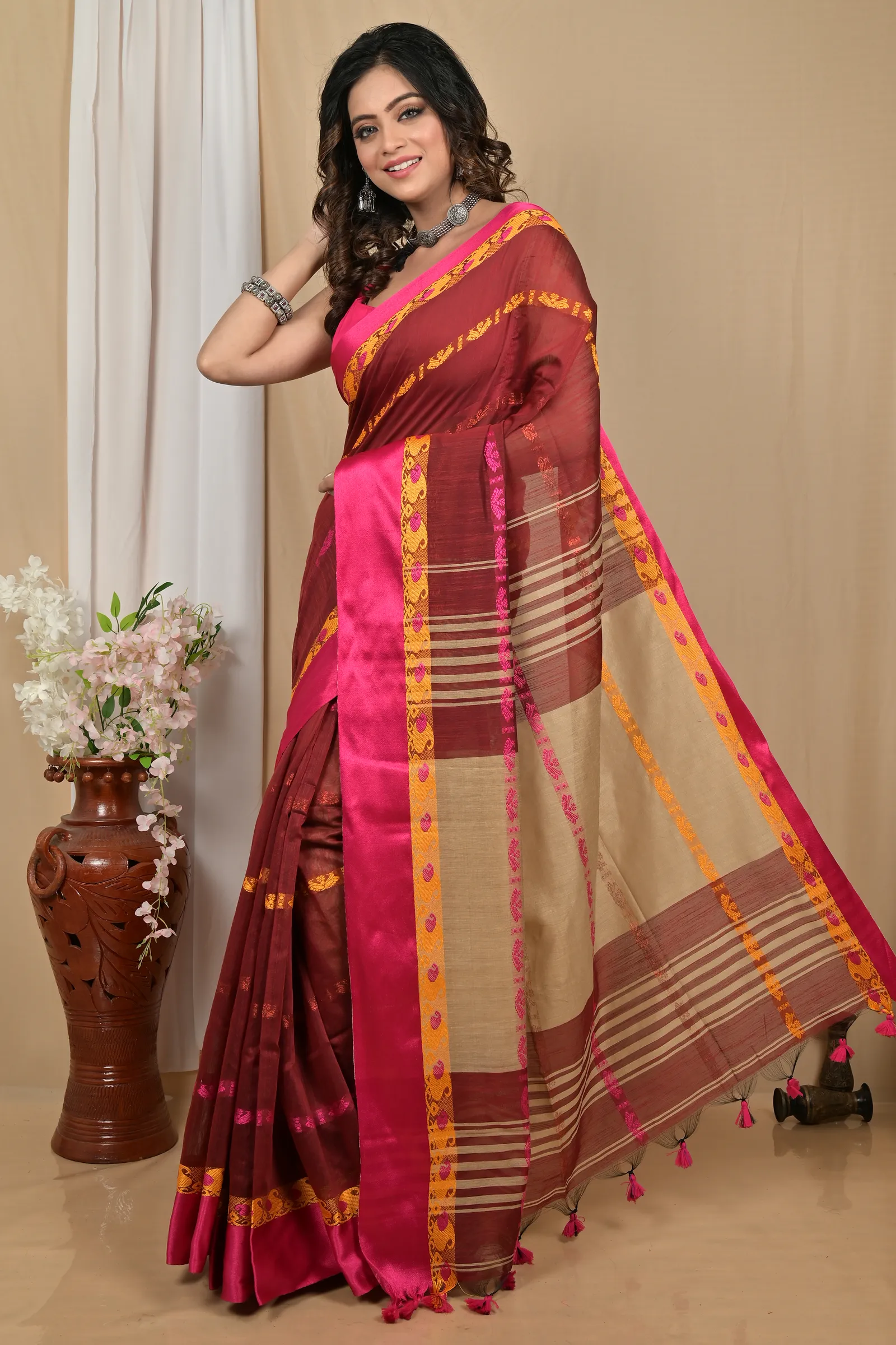 DipDiya Blended Cotton Dark Brown Achsit A Legacy Woven Handloom Sarees