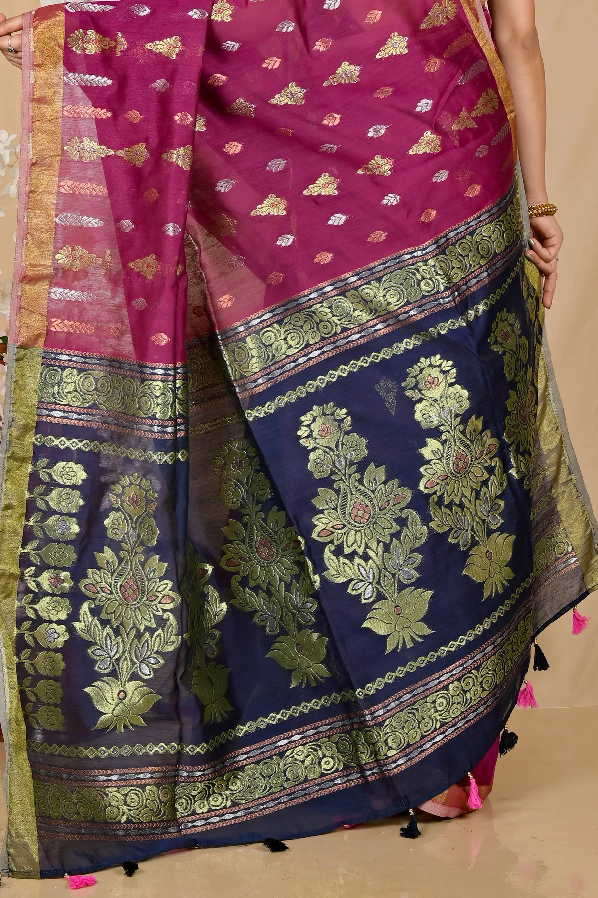 DipDiya Blended Cotton Dark Brown Samo Handloom Heritage Handloom Sarees