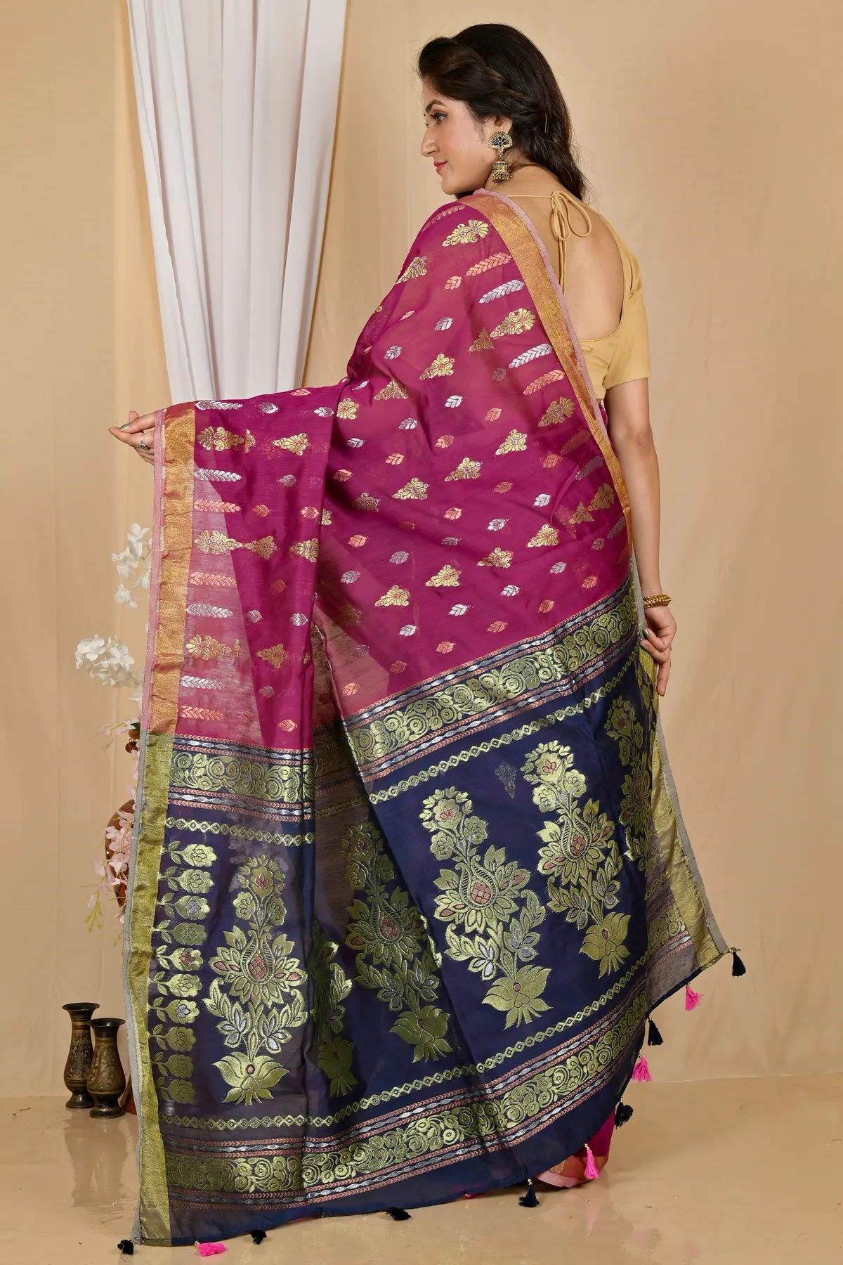 DipDiya Blended Cotton Dark Brown Samo Handloom Heritage Handloom Sarees