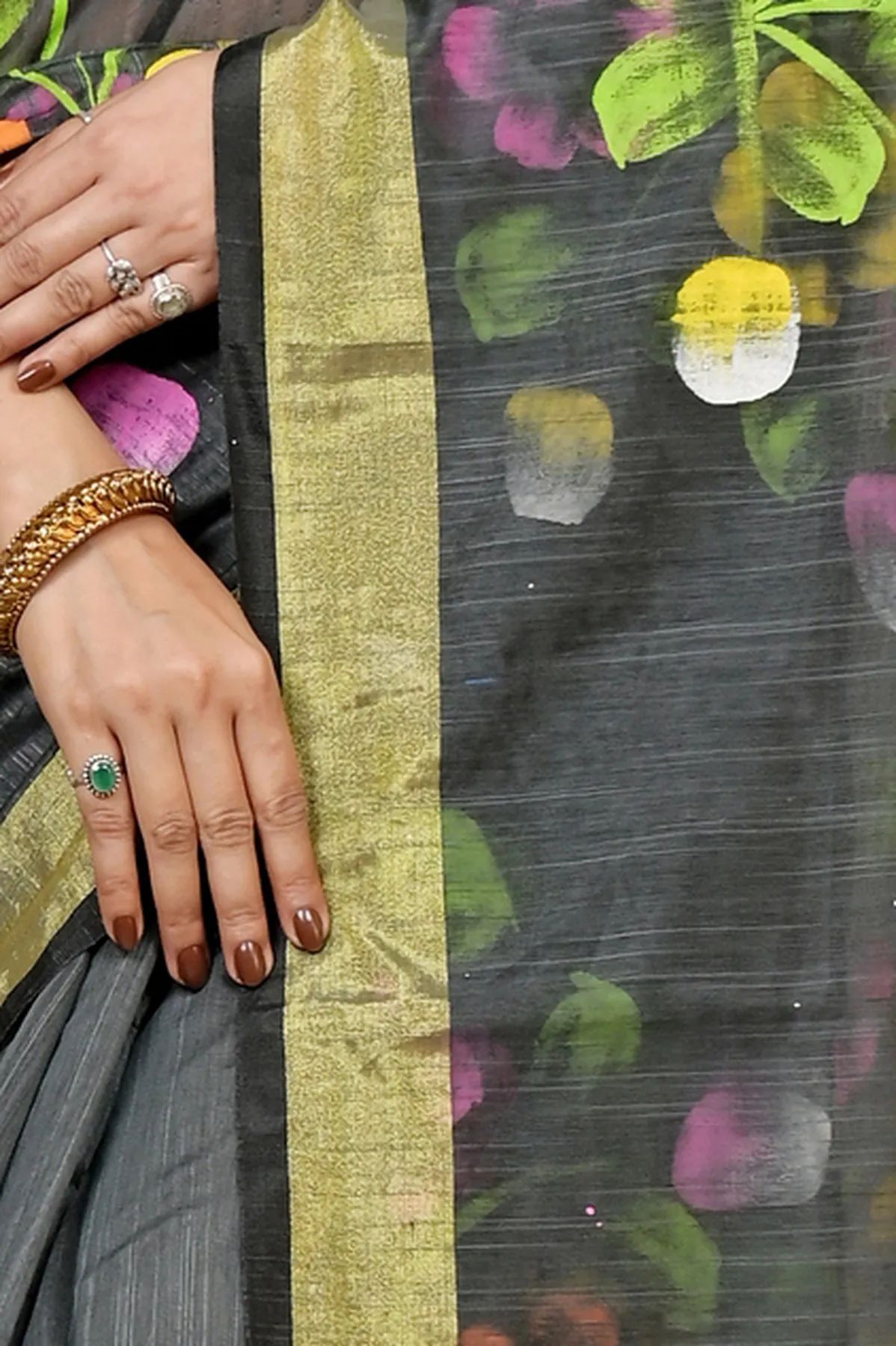 DipDiya Blended Cotton Dark Green Anito Tradition in Every Thread Hand Painted Sarees