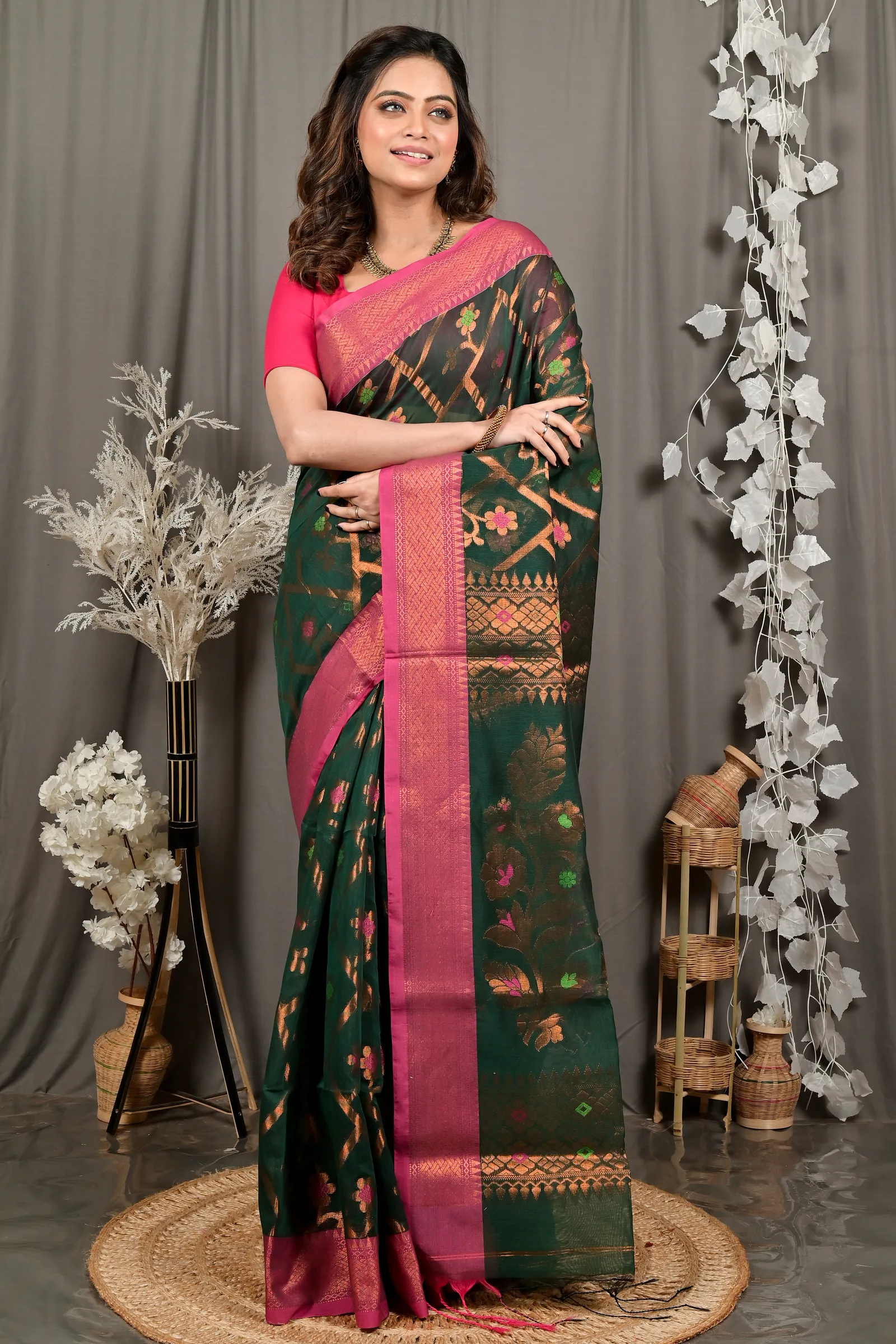 DipDiya Blended Cotton Dark Green Dinui Loom to Love Handloom Sarees