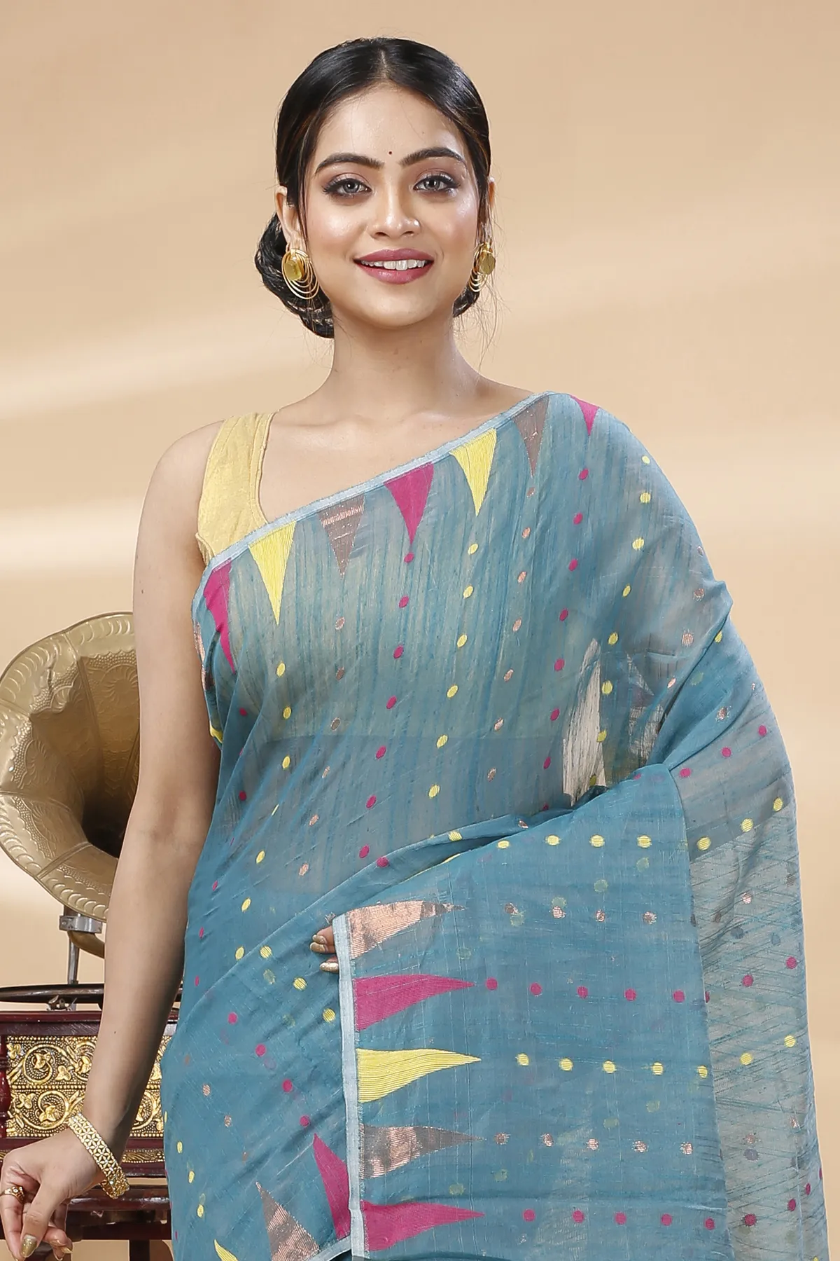 DipDiya Blended Cotton Dark Green Pilu Rooted in Bengal Handloom Sarees