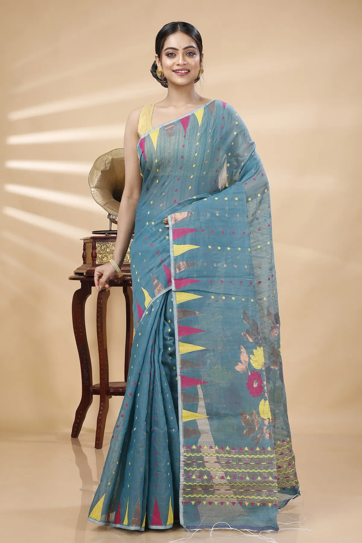 DipDiya Blended Cotton Dark Green Pilu Rooted in Bengal Handloom Sarees