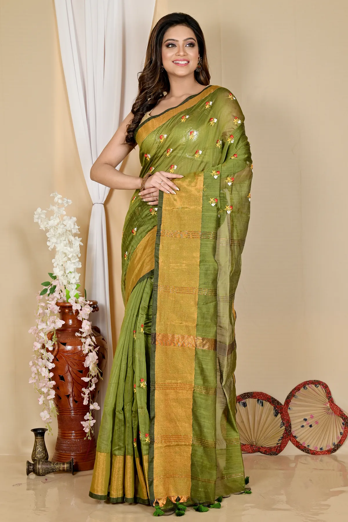 DipDiya Blended Cotton Dark Green Slabaka Moli Artisan Crafted Handloom Sarees