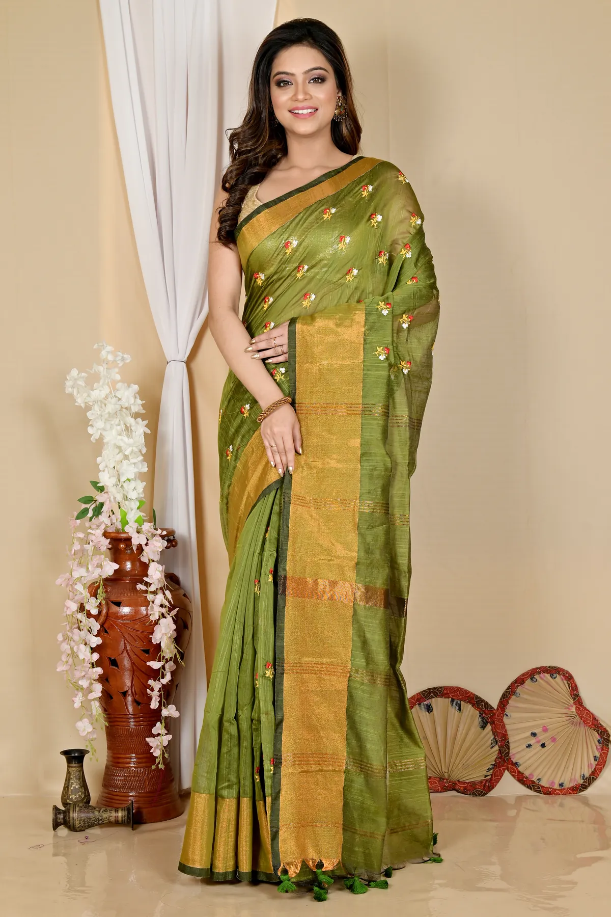 DipDiya Blended Cotton Dark Green Slabaka Moli Artisan Crafted Handloom Sarees