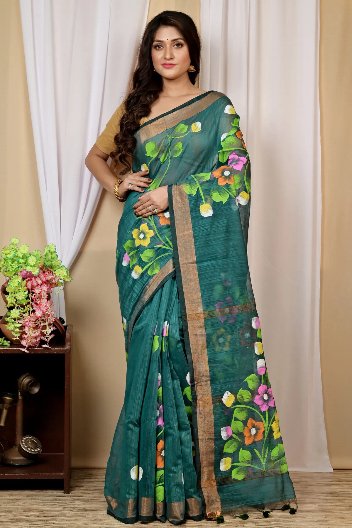 DipDiya Blended Cotton Green Anito Traditional Elegance Hand Painted Sarees