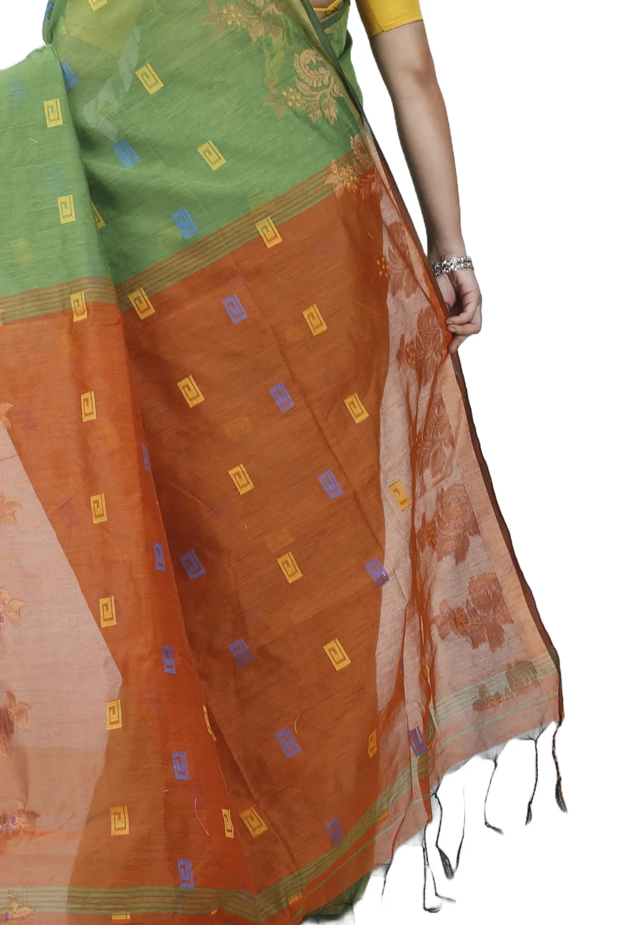 DipDiya Blended Cotton Green Banu Bengal’s Legacy Handloom Sarees