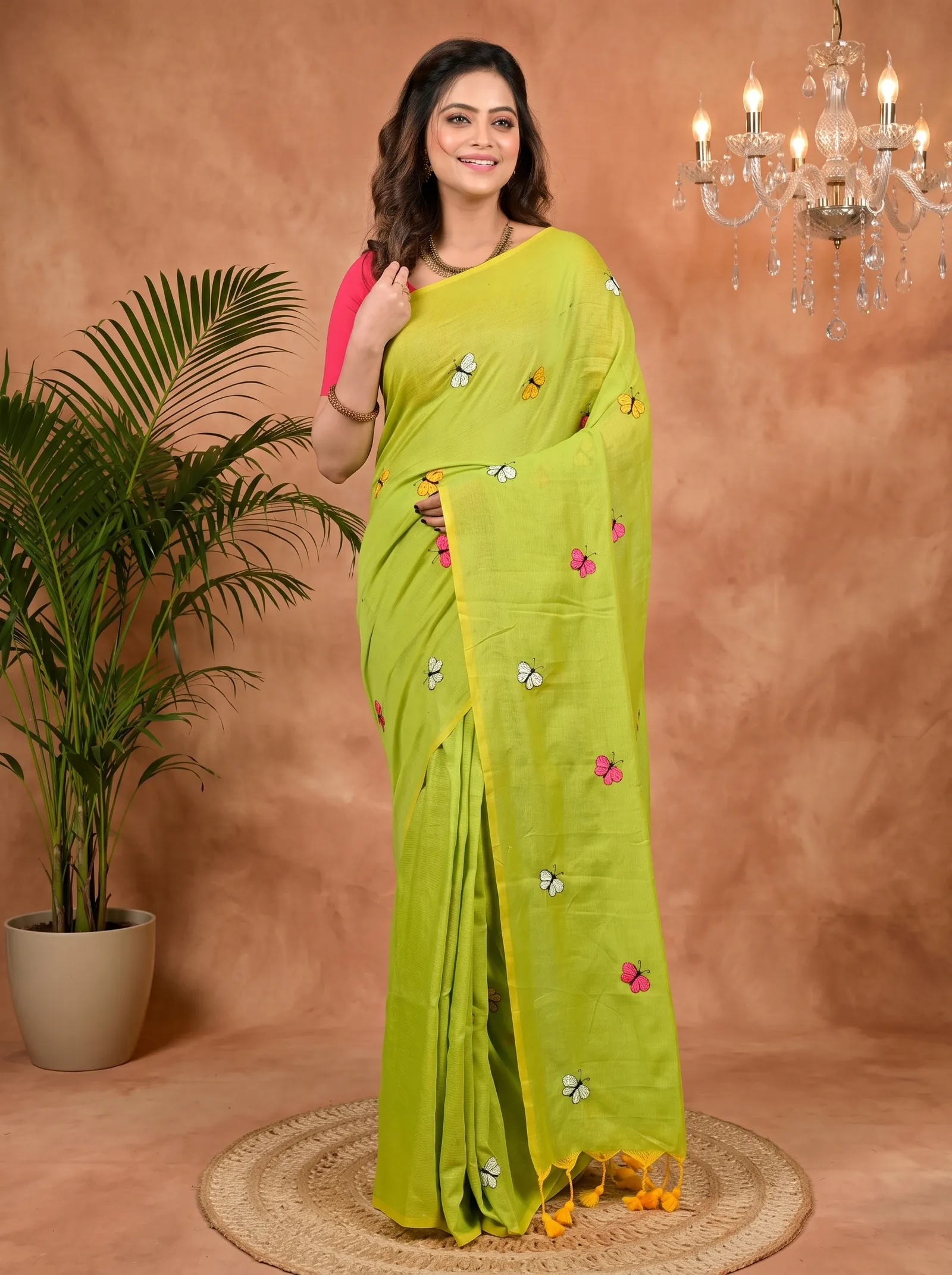 DipDiya Blended Cotton Green Foyeli Regal Bengali Embroidery Handloom sarees