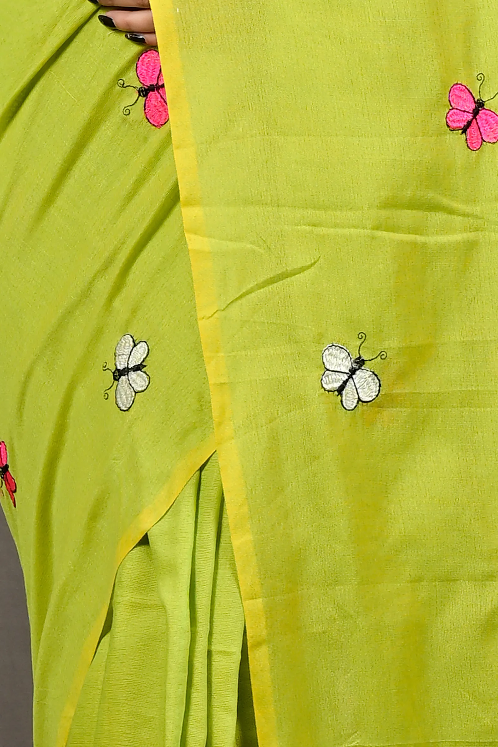 DipDiya Blended Cotton Green Foyeli Regal Bengali Embroidery Handloom sarees