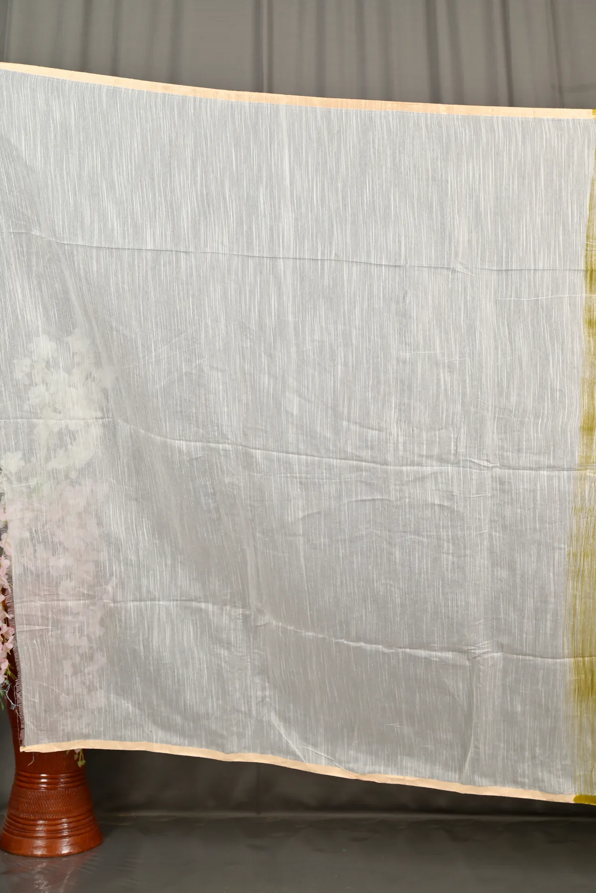 DipDiya Blended Cotton Green Korma Loom to Love Printed Handloom Sarees