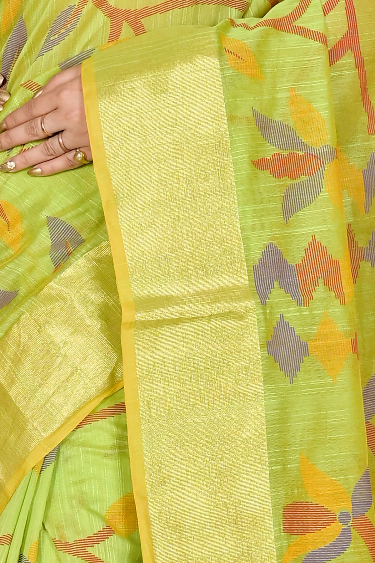 DipDiya Blended Cotton Green Narento Timeless Elegance Handloom Sarees