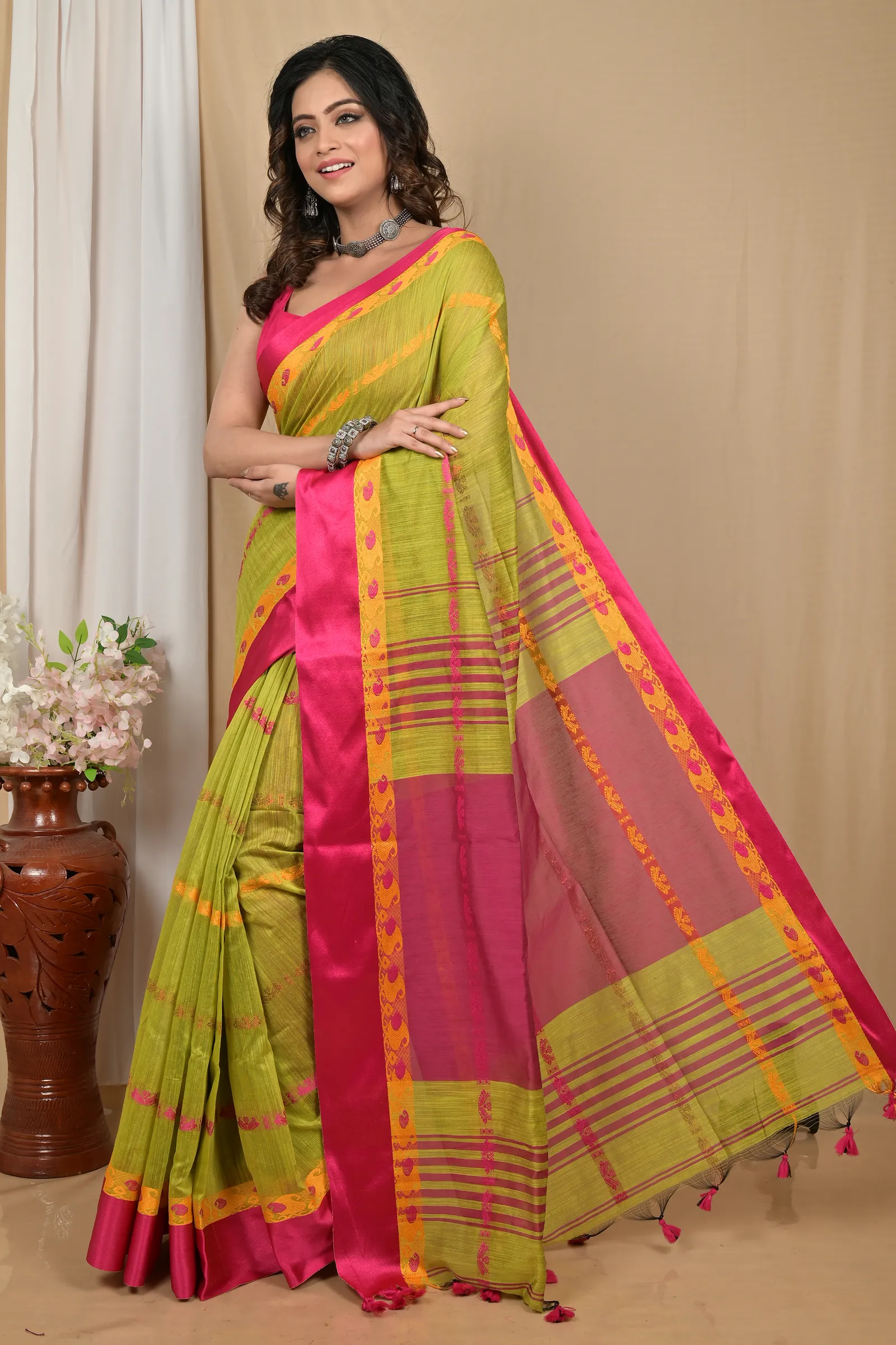DipDiya Blended Cotton Green Pink Achsit Traditional Bengali Handloom Sarees