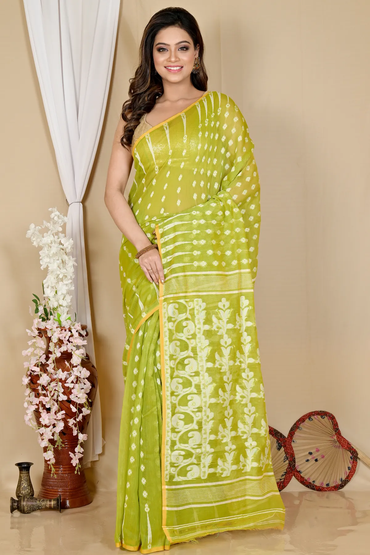DipDiya Blended Cotton Green Rapial Threads of Tradition Jamdani Sarees