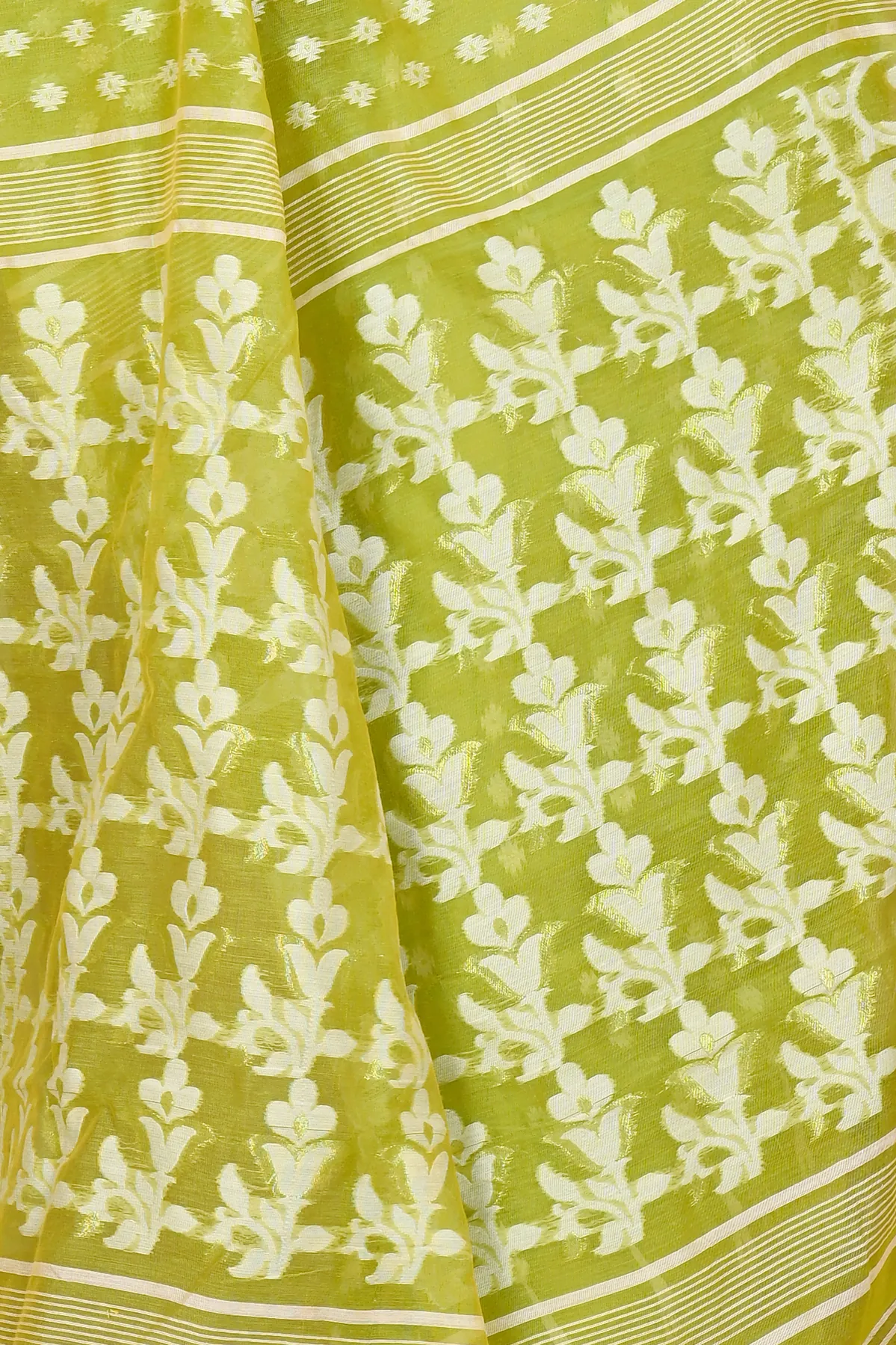 DipDiya Blended Cotton Green Rapial Threads of Tradition Jamdani Sarees