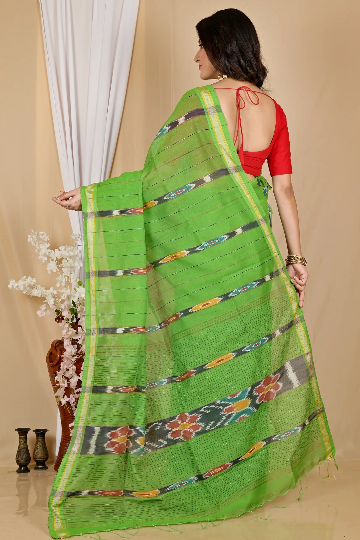DipDiya Blended Cotton Green Setori Artisan Woven Handloom Sarees