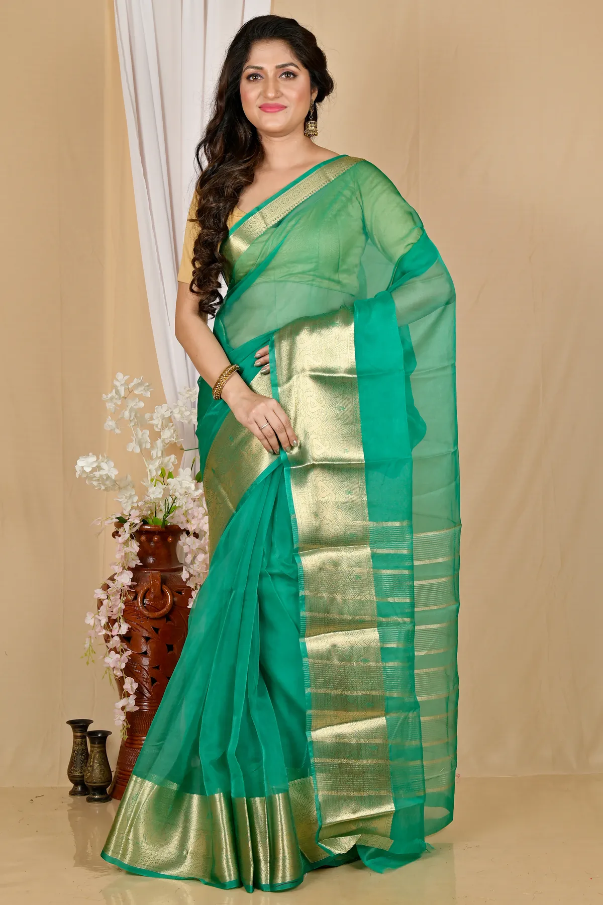 DipDiya Blended Cotton Green Sikto Wrapped in Heritage Handloom Sarees