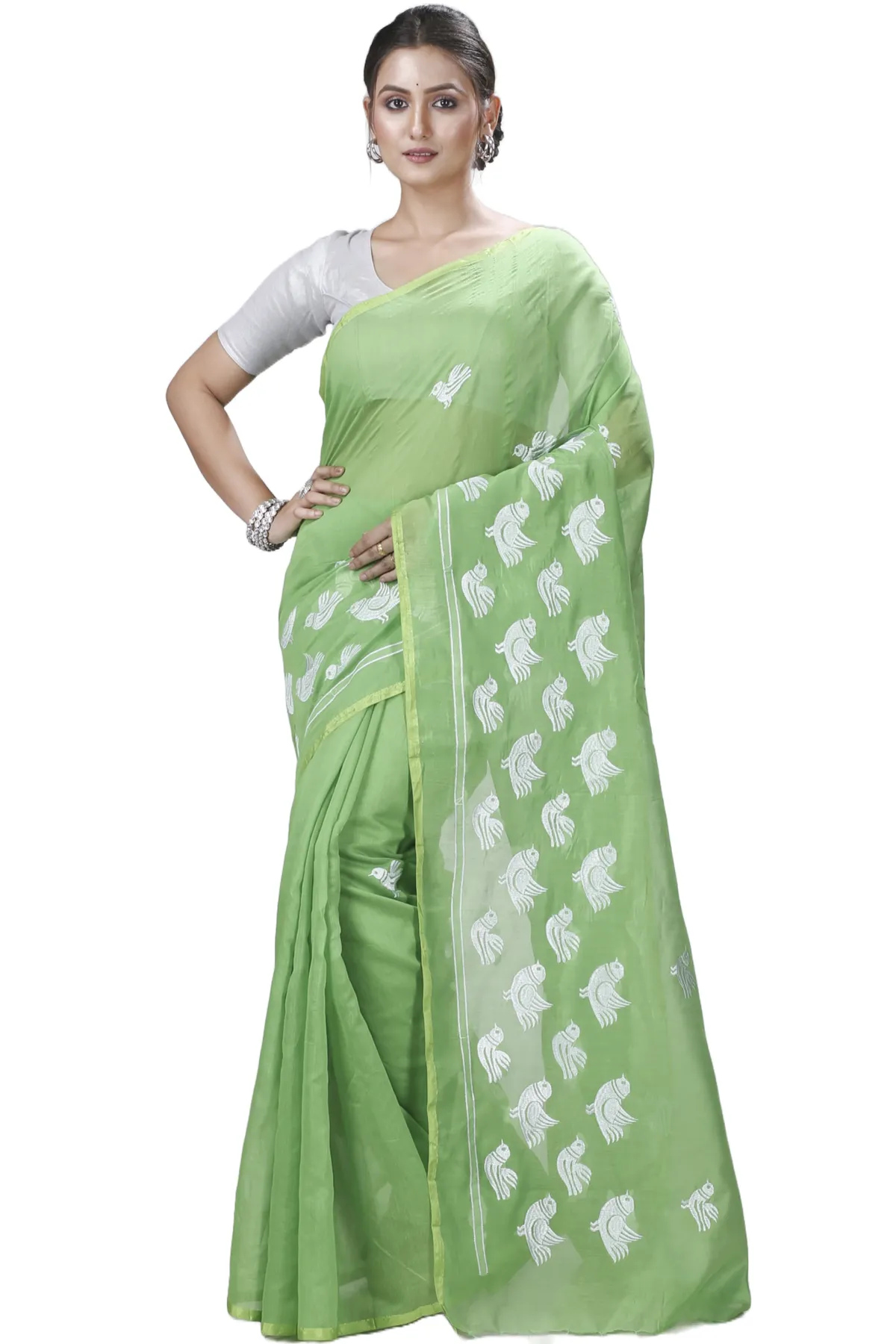 DipDiya Blended Cotton Green Thulasi Threads of Tradition Handloom Sarees