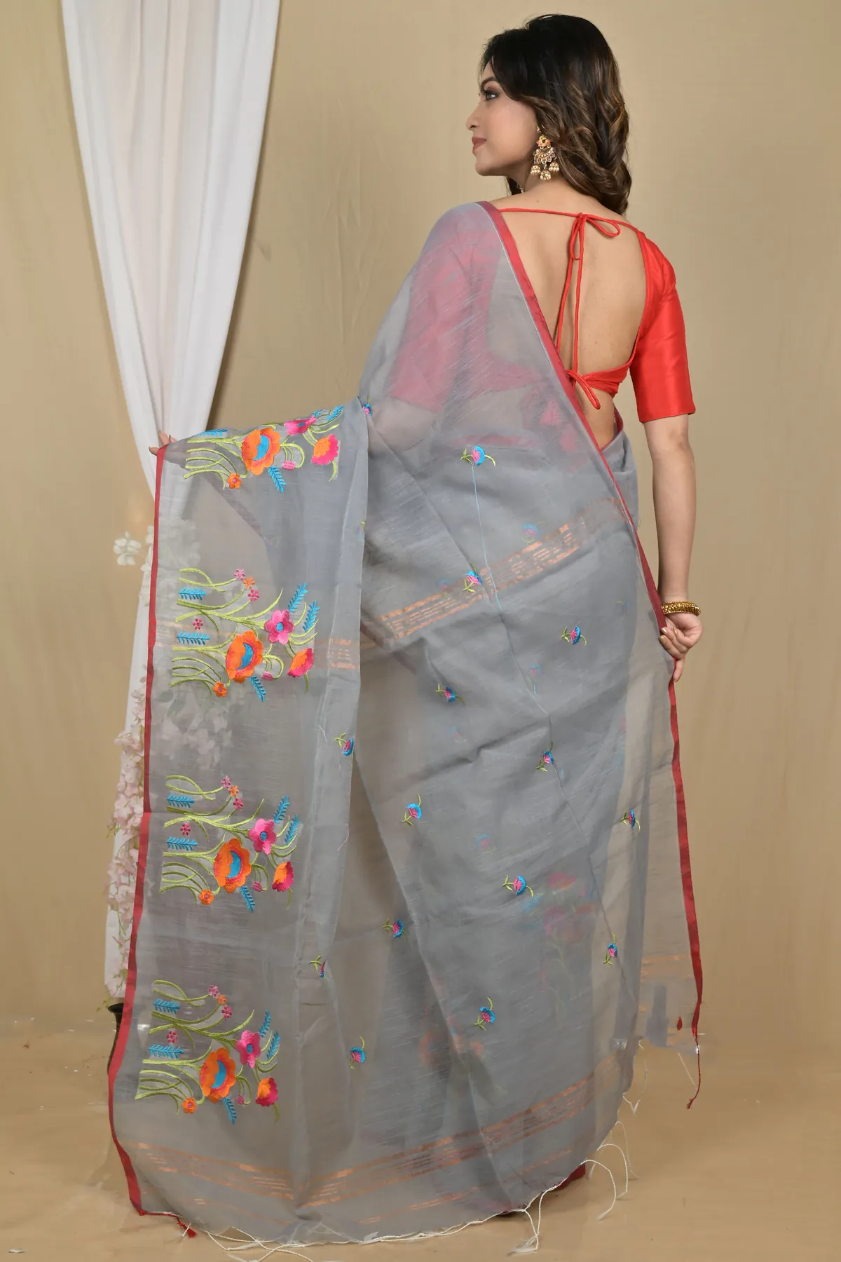 DipDiya Blended Cotton Grey Himika Artisan Woven Embroidery Handloom sarees
