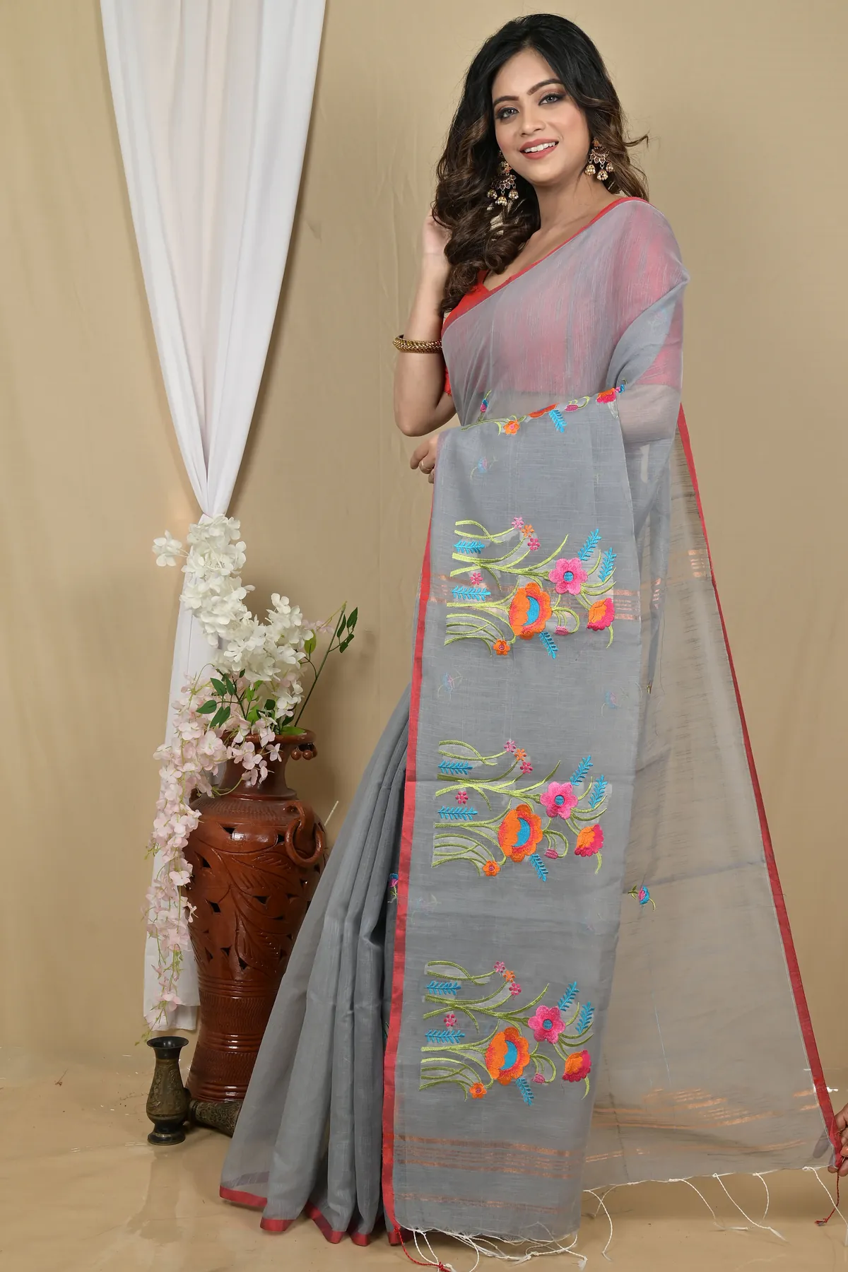 DipDiya Blended Cotton Grey Himika Artisan Woven Embroidery Handloom sarees