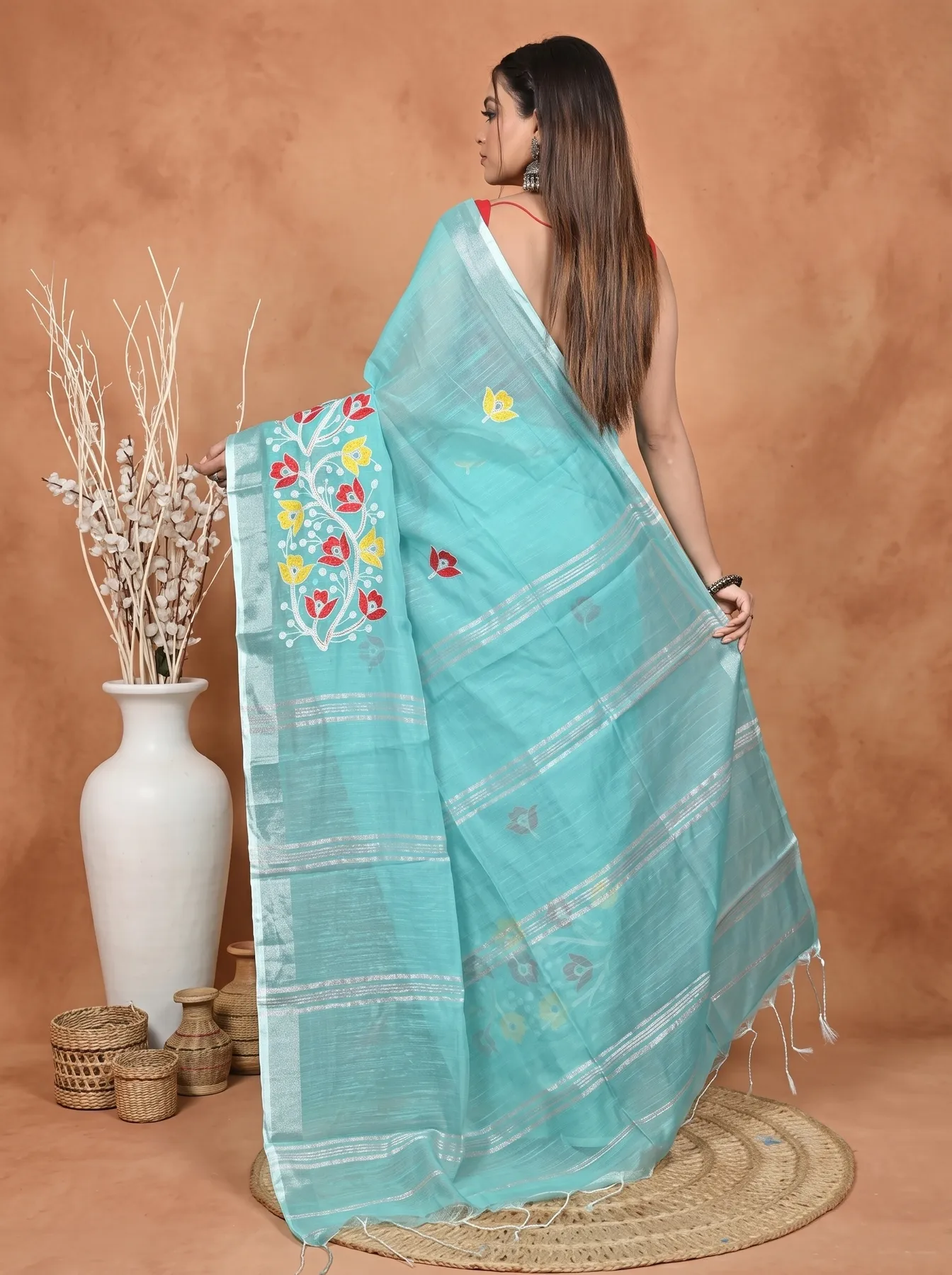 DipDiya Blended Cotton Light Green Samyra Heritage of Bengali Embroidery Handloom sarees