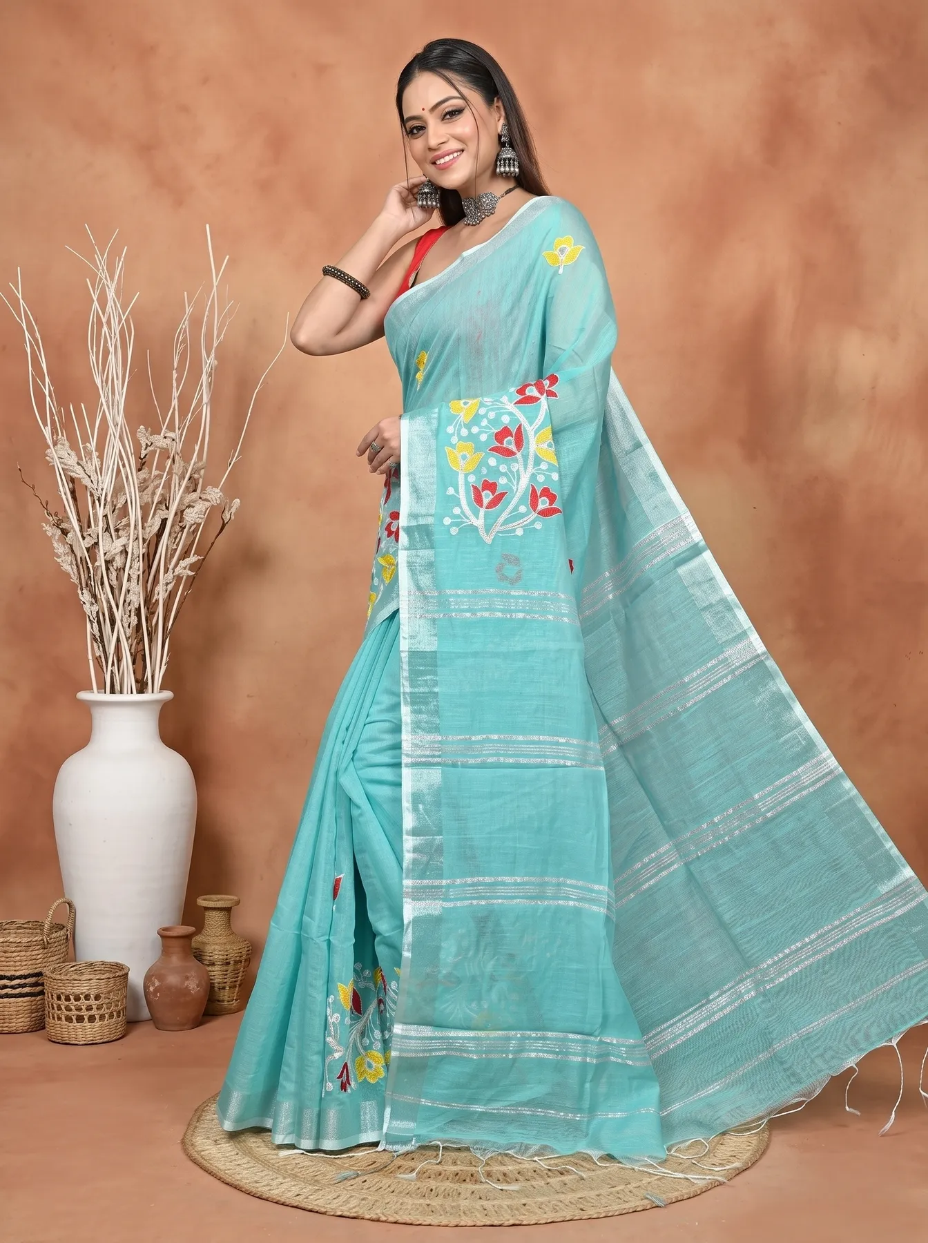 DipDiya Blended Cotton Light Green Samyra Heritage of Bengali Embroidery Handloom sarees