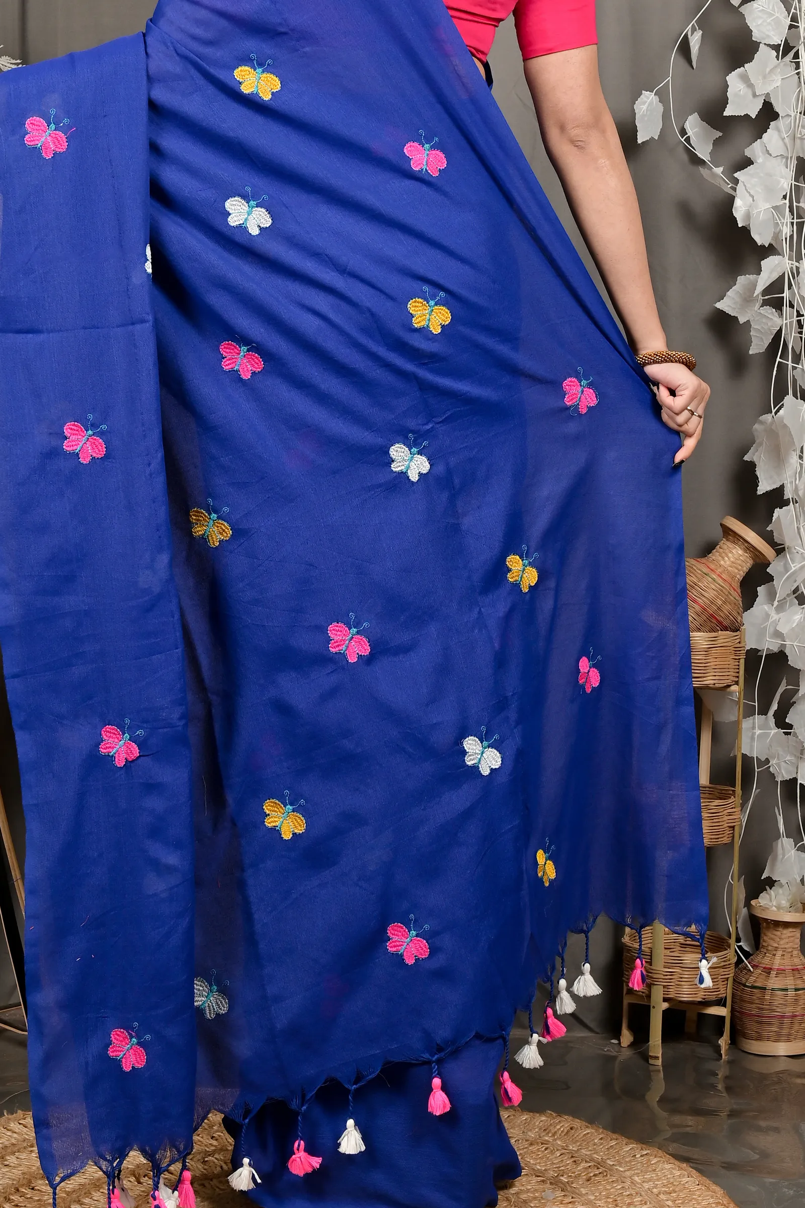 DipDiya Blended Cotton Naby Blue Foyeli Stories of Bengal Embroidery Handloom sarees