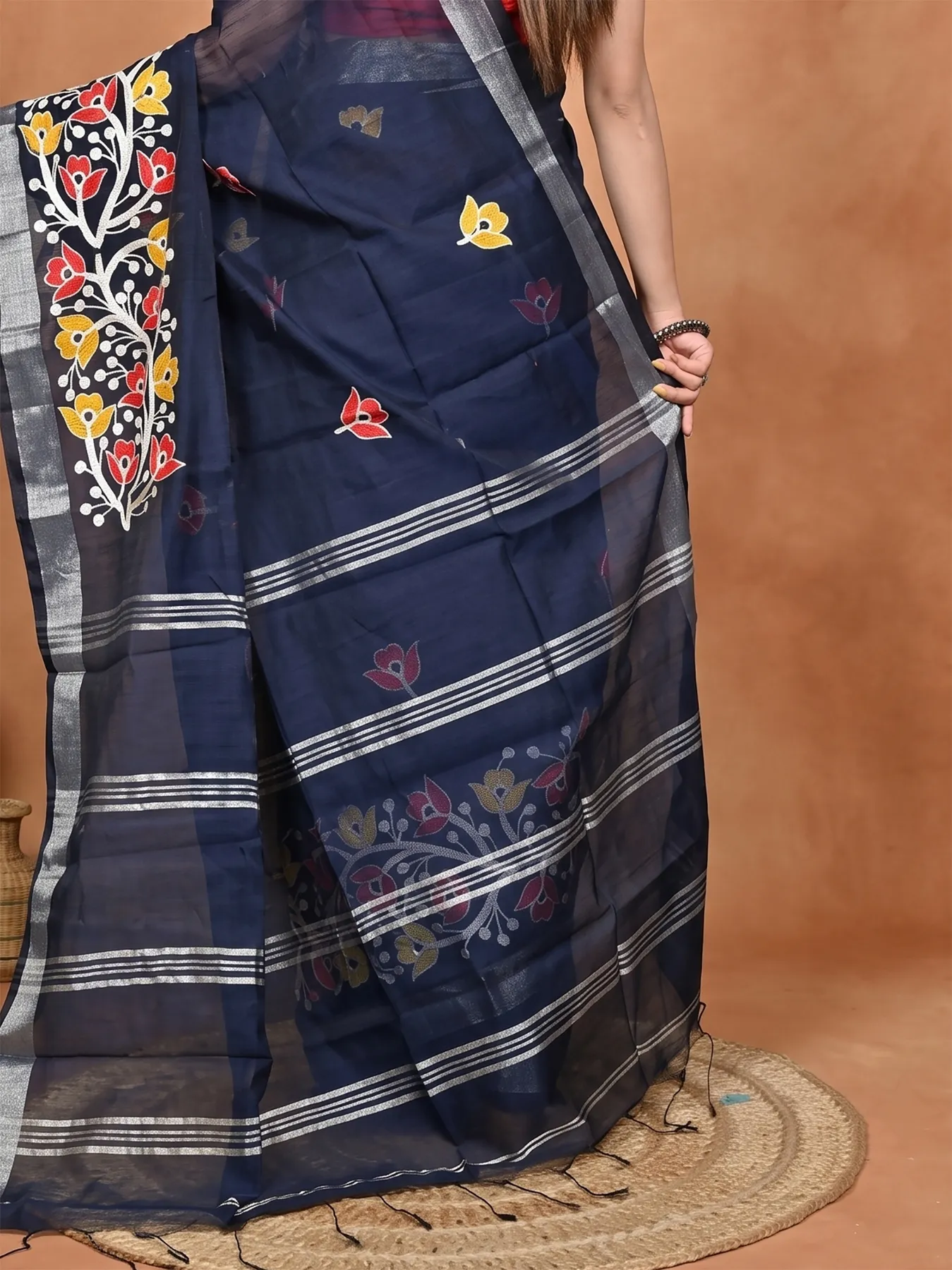 DipDiya Blended Cotton Naby Blue Samyra Heritage of Bengali Embroidery Handloom sarees