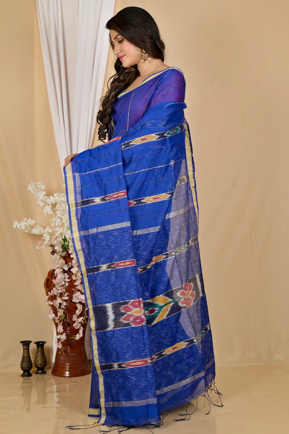 DipDiya Blended Cotton Naby Blue Setori A Legacy Woven Handloom Sarees