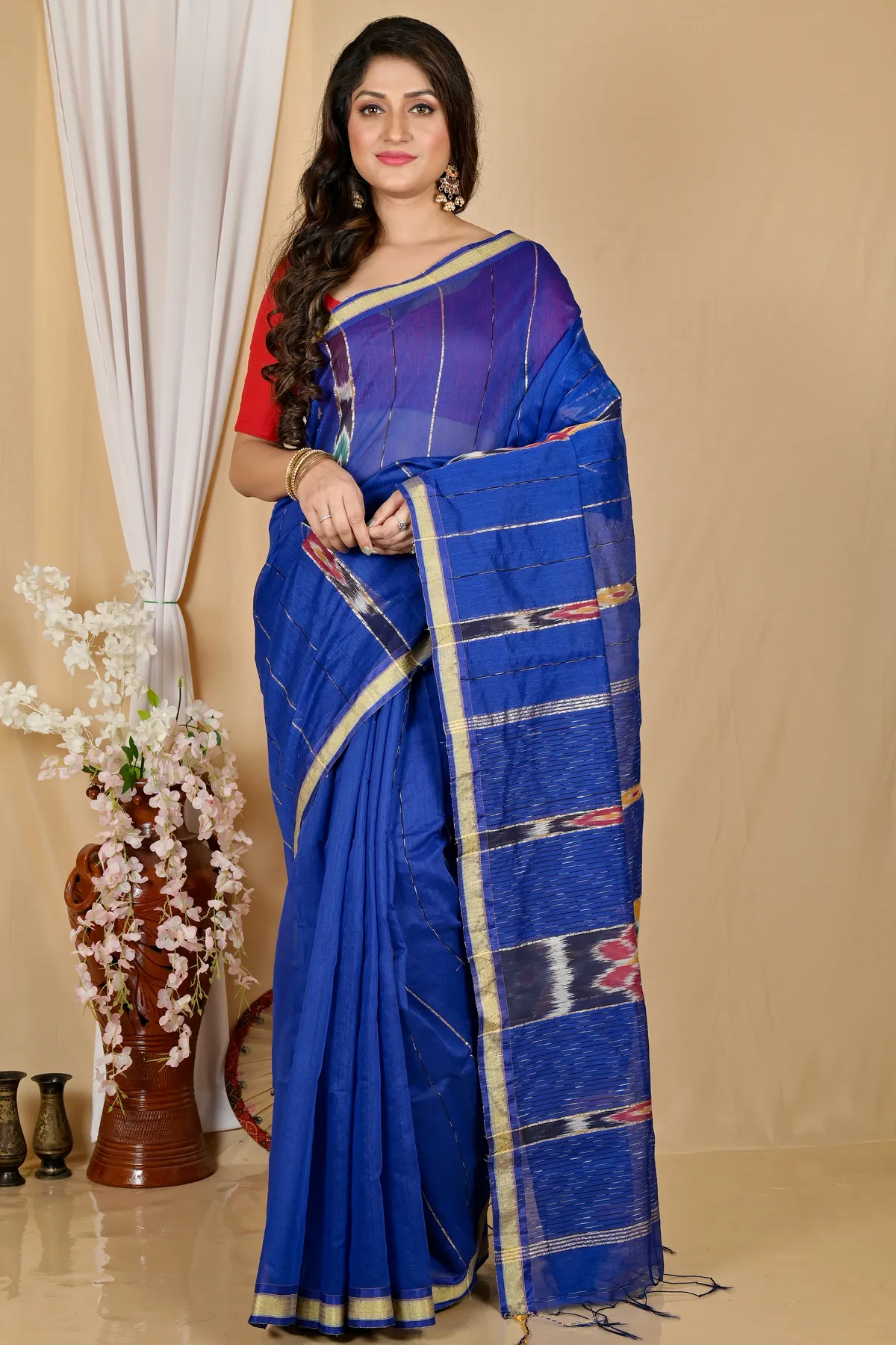 DipDiya Blended Cotton Naby Blue Setori A Legacy Woven Handloom Sarees