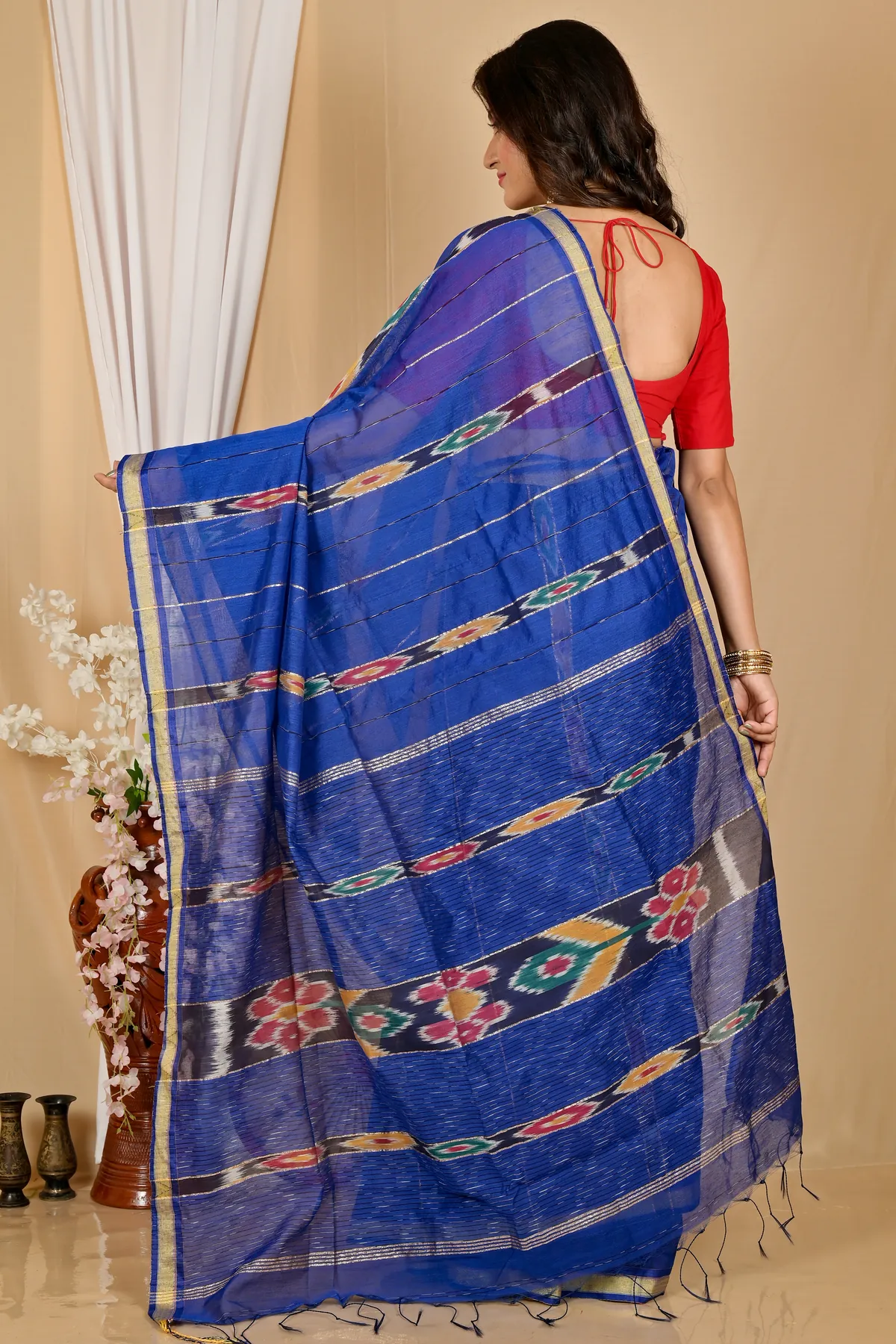 DipDiya Blended Cotton Naby Blue Setori A Legacy Woven Handloom Sarees