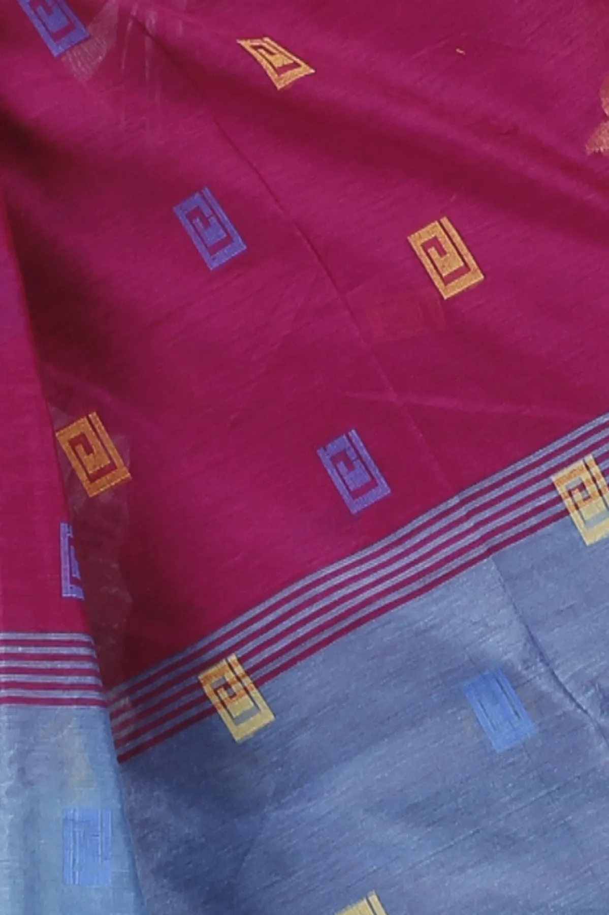 DipDiya Blended Cotton Parpel Blue Banu Bengal in Every Thread Handloom Sarees