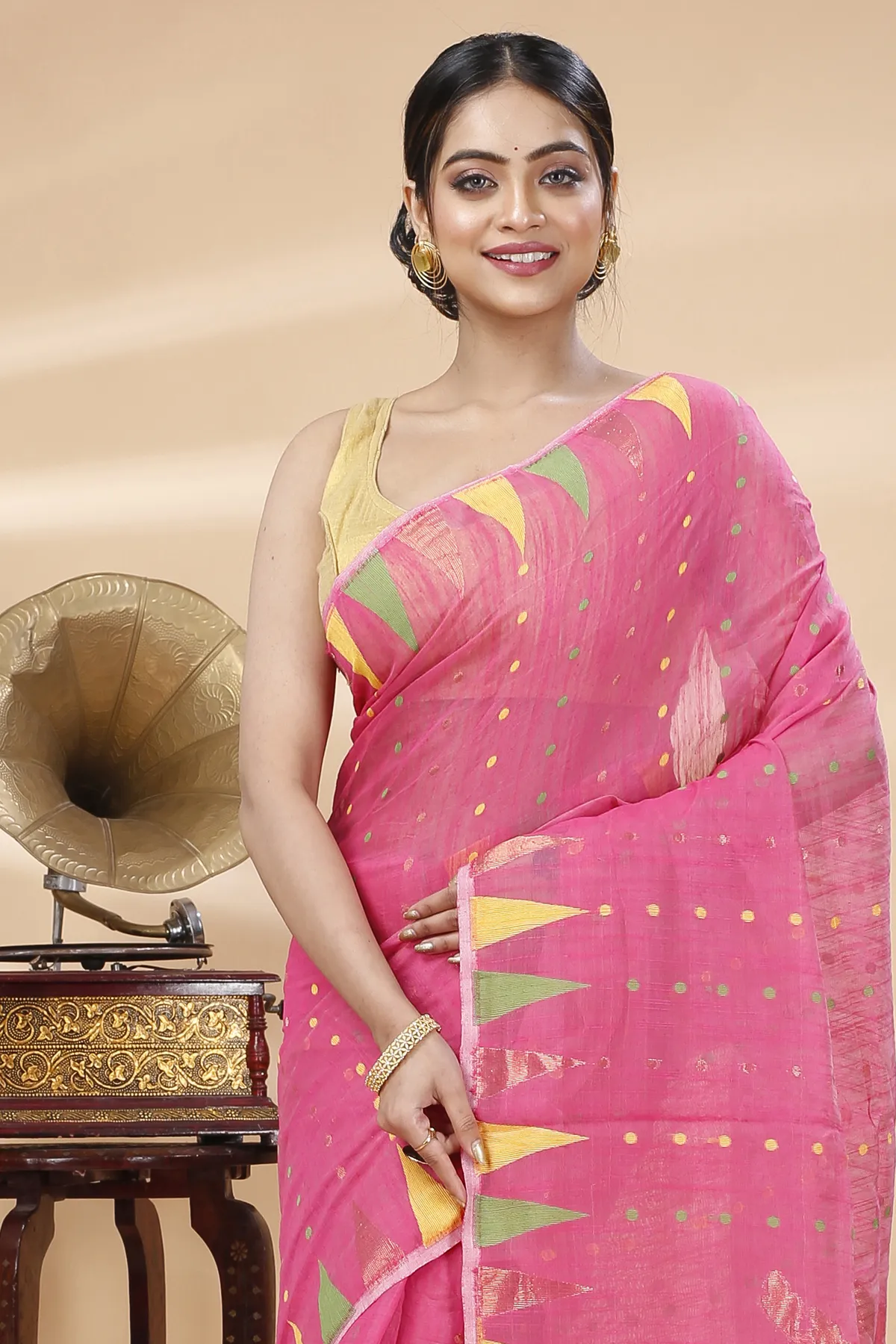 DipDiya Blended Cotton Pink Pilu Regal Bengali Handloom Sarees