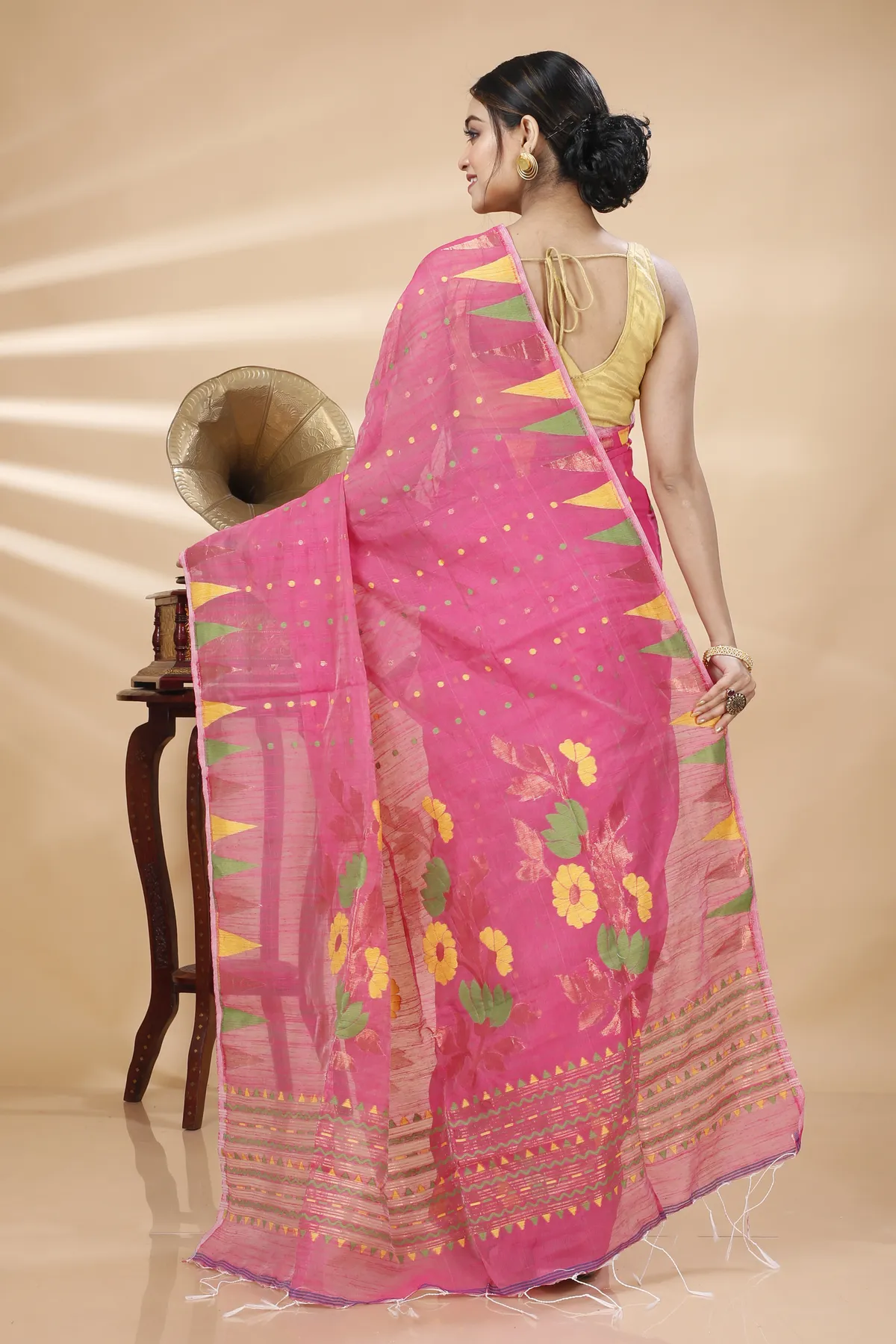 DipDiya Blended Cotton Pink Pilu Regal Bengali Handloom Sarees