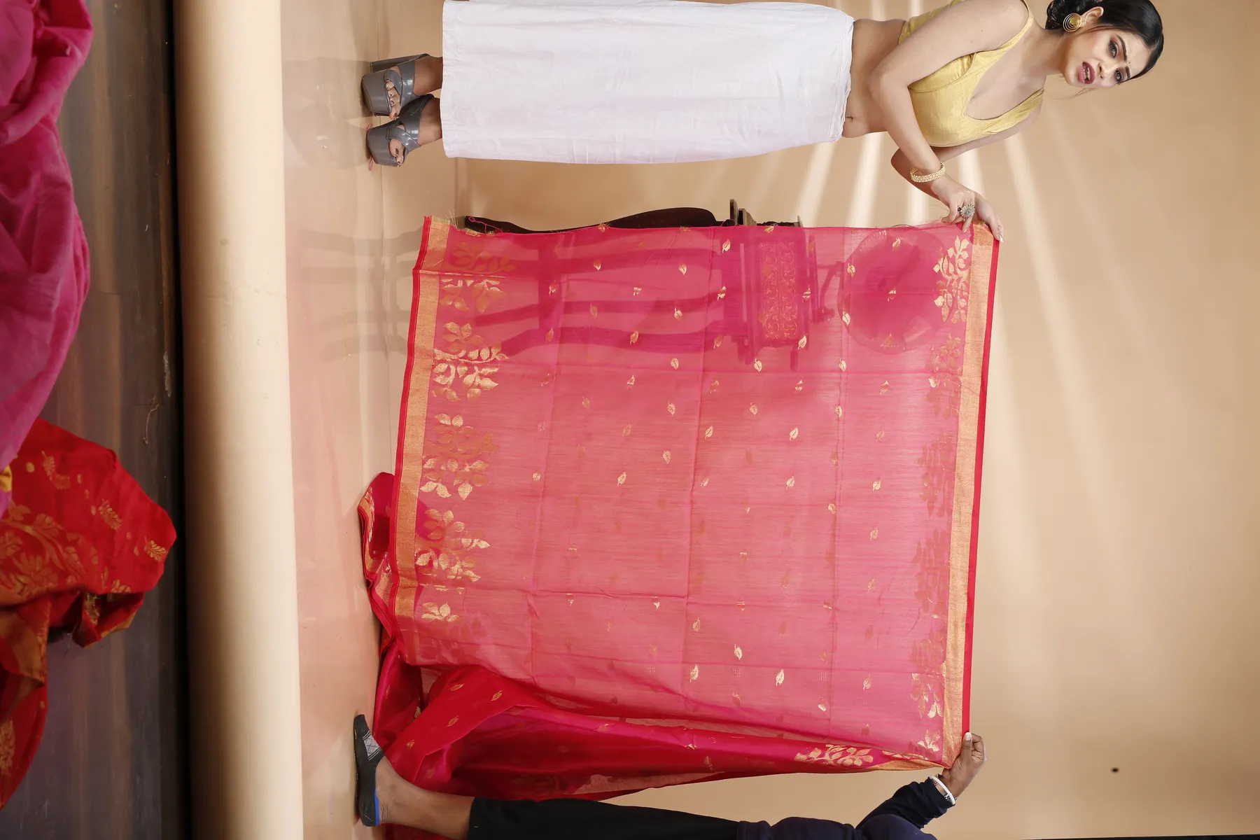 DipDiya Blended Cotton Pink Pilu Regal Bengali Handloom Sarees
