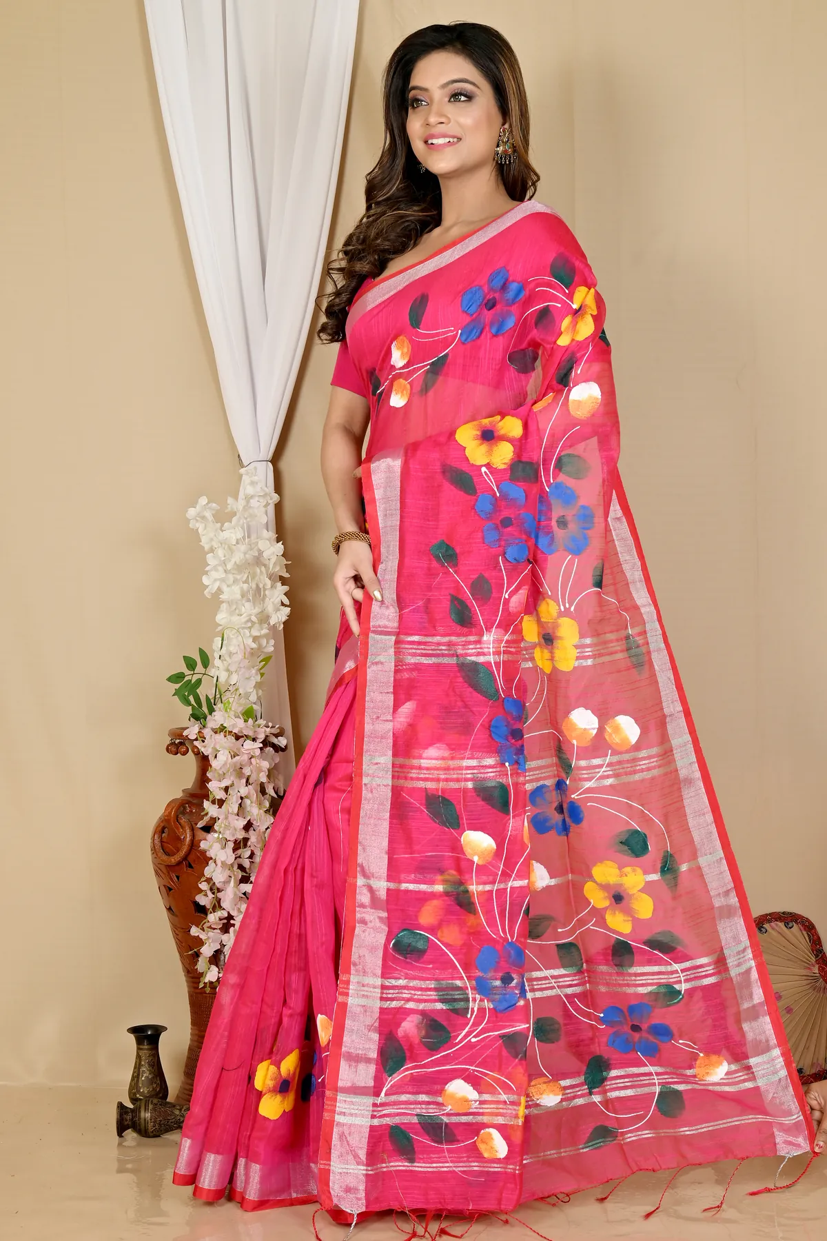 DipDiya Blended Cotton Pink Slabaka Ful Handloom Heritage Hand Painted Sarees