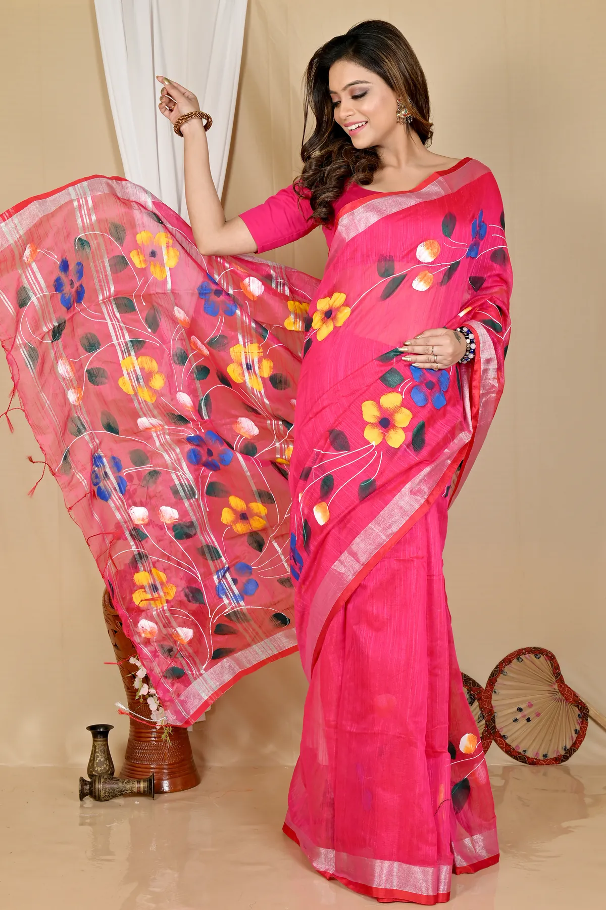 DipDiya Blended Cotton Pink Slabaka Ful Handloom Heritage Hand Painted Sarees
