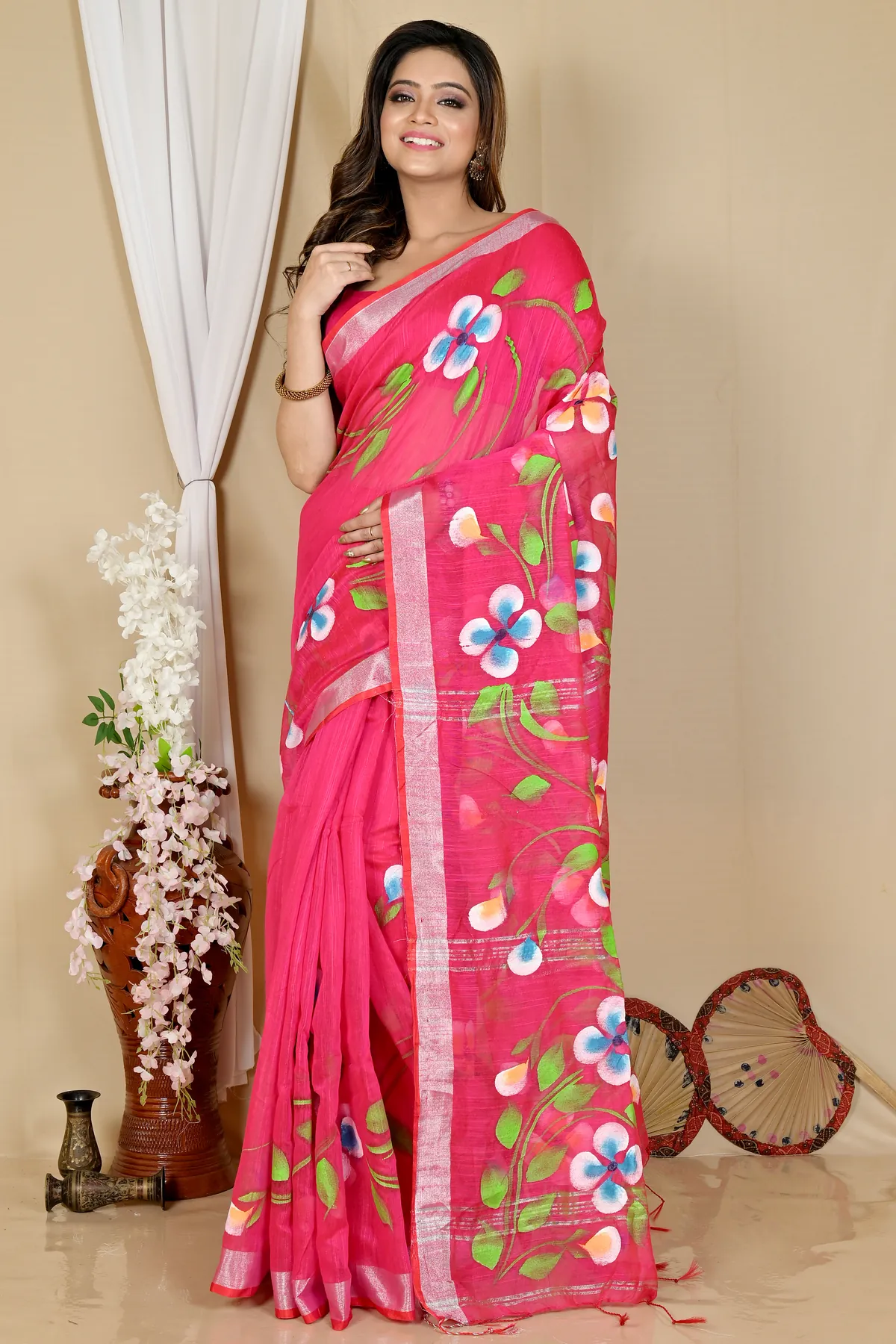DipDiya Blended Cotton Pink Tanikato Regal Bengali Hand Painted Sarees