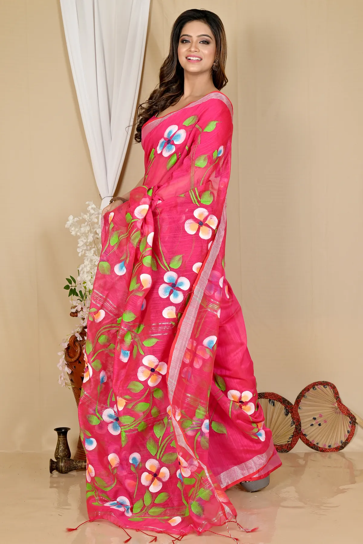 DipDiya Blended Cotton Pink Tanikato Regal Bengali Hand Painted Sarees