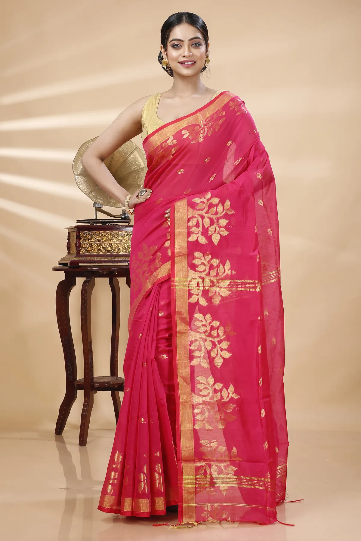 DipDiya Blended Cotton Pink Tina Crafted with Soul Handloom Sarees