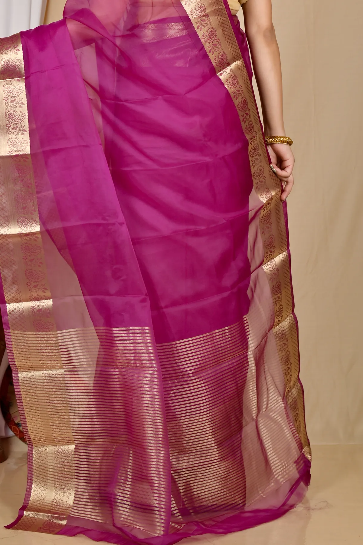 DipDiya Blended Cotton Purple Sikto Woven by Hand Handloom Sarees