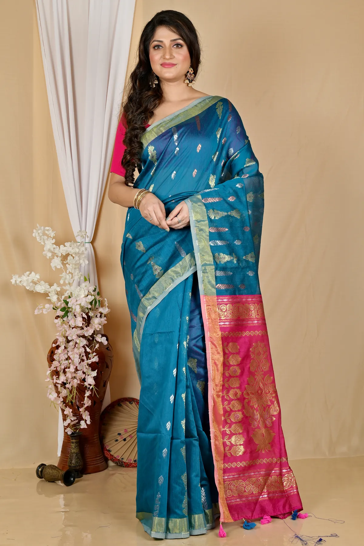 DipDiya Blended Cotton Royal Blue Samo Handcrafted Elegance Handloom Sarees