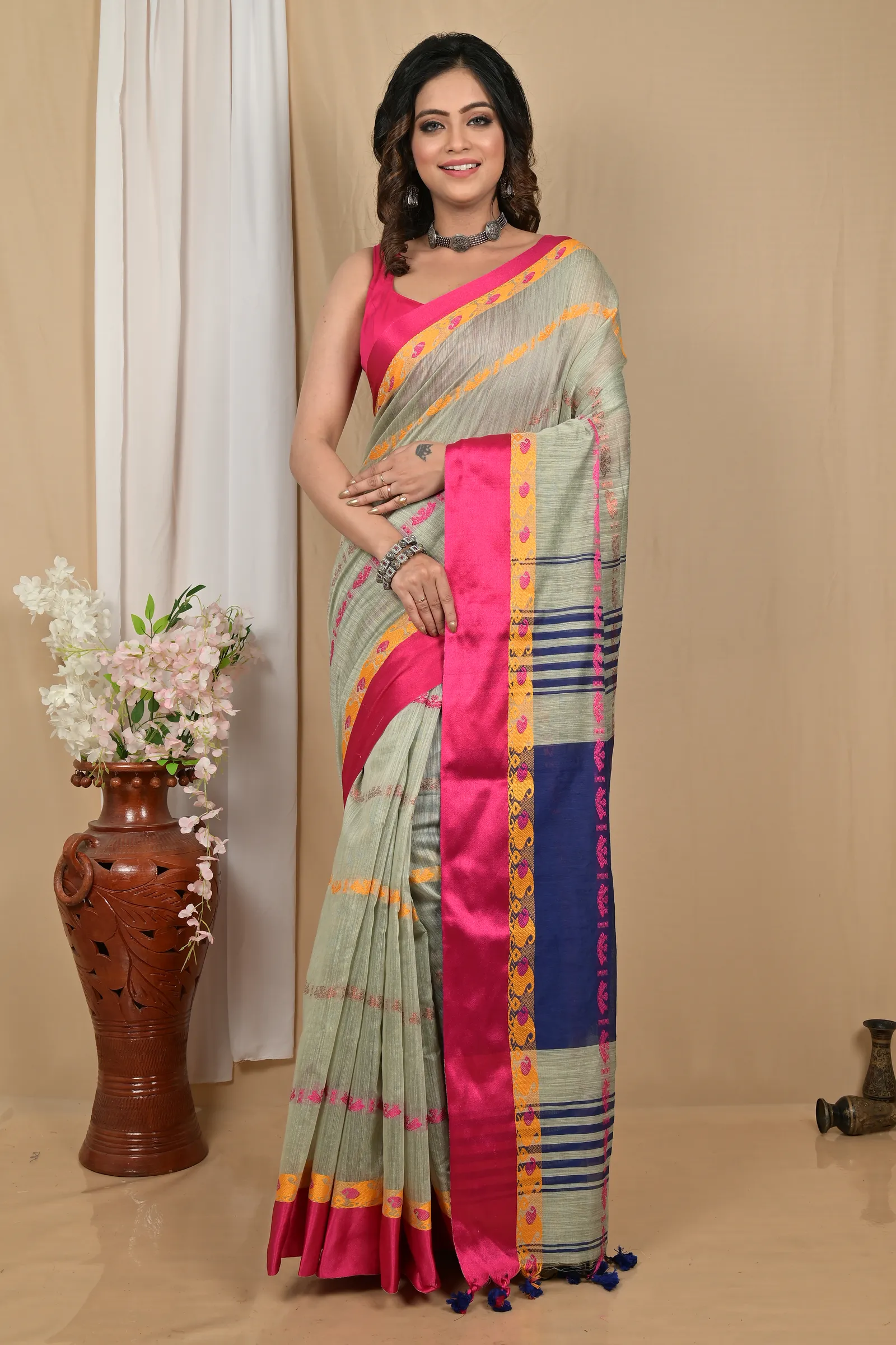 DipDiya Blended Cotton Sage Green Achsit Artisan Woven Handloom Sarees