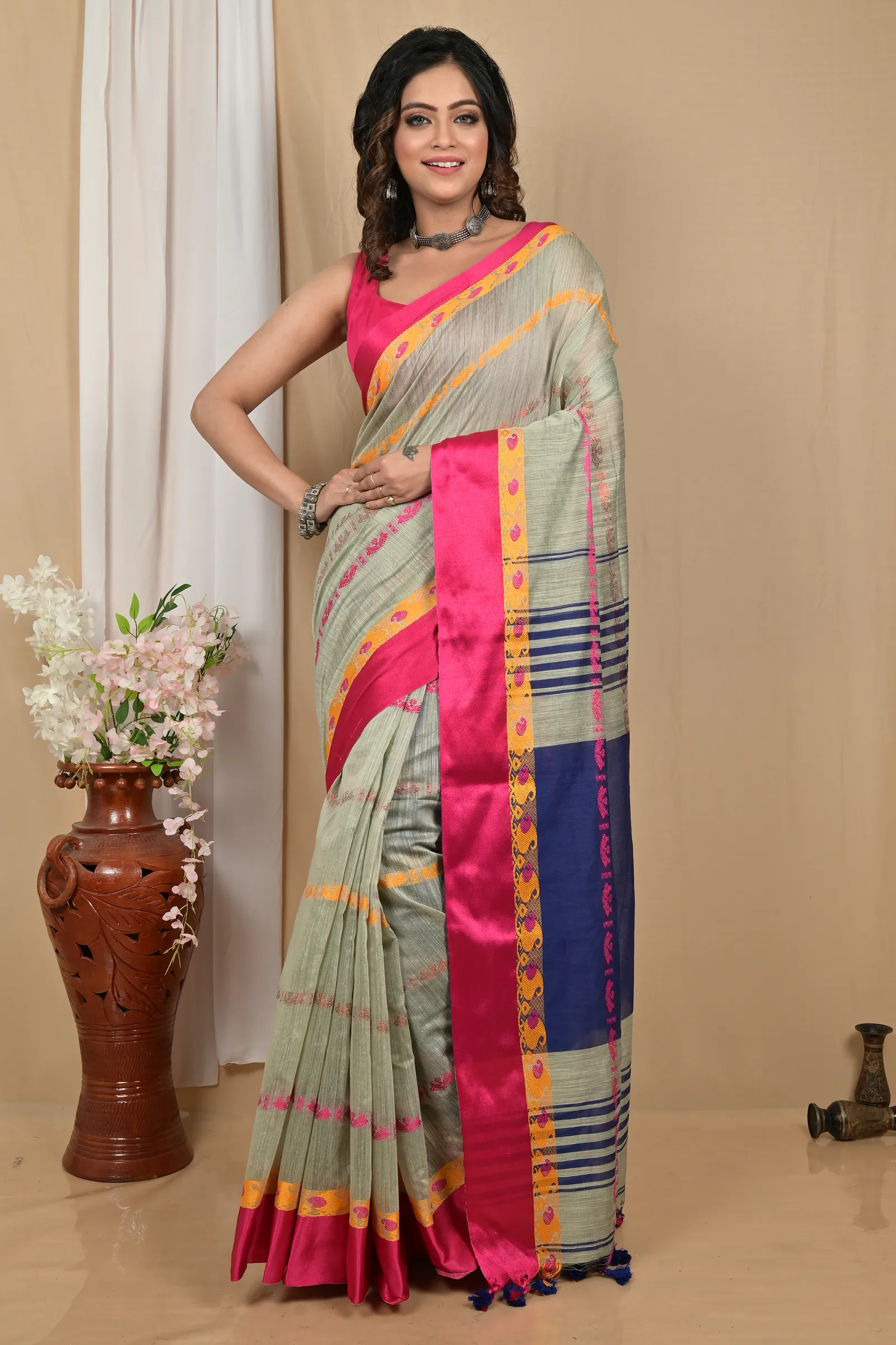 DipDiya Blended Cotton Sage Green Achsit Artisan Woven Handloom Sarees