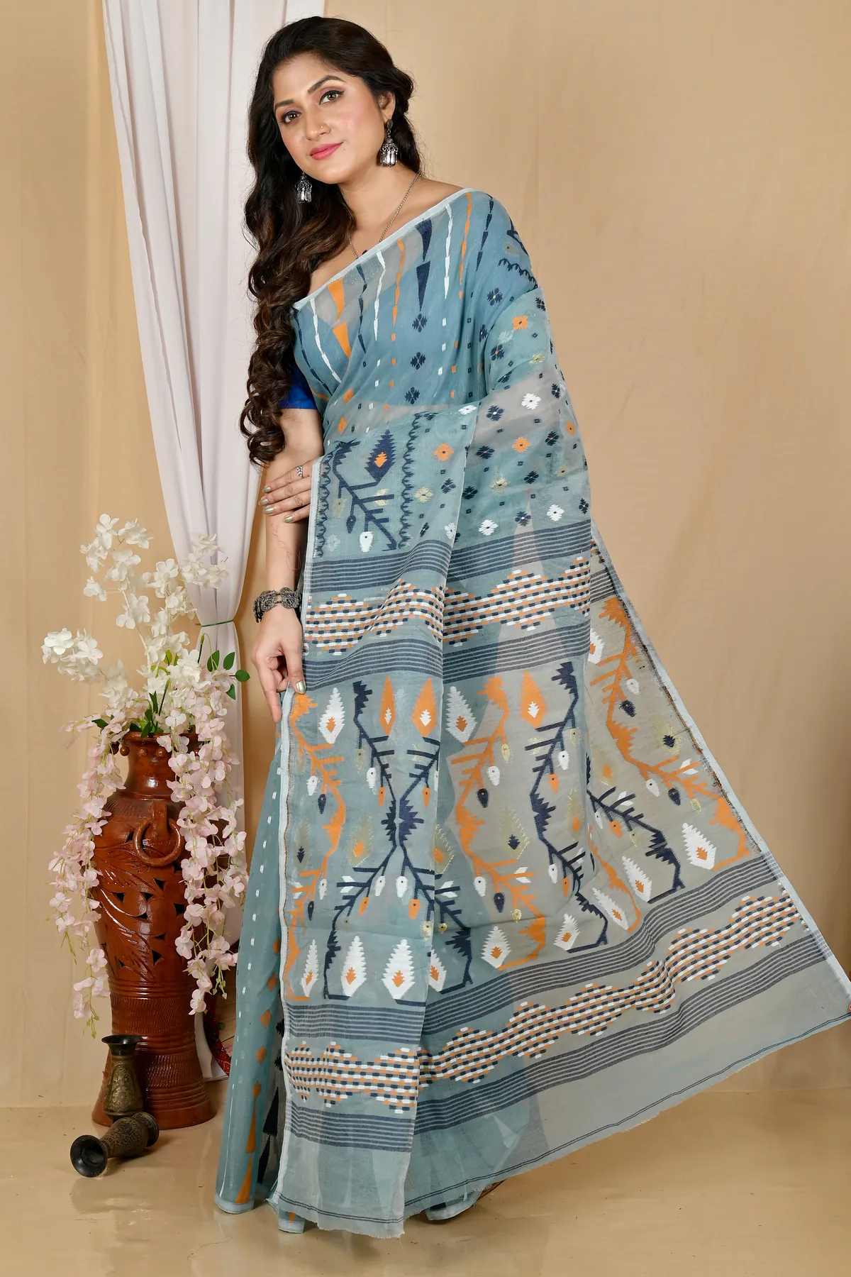 DipDiya Blended Cotton See Green Rapkol Timeless Bengal Jamdani Sarees