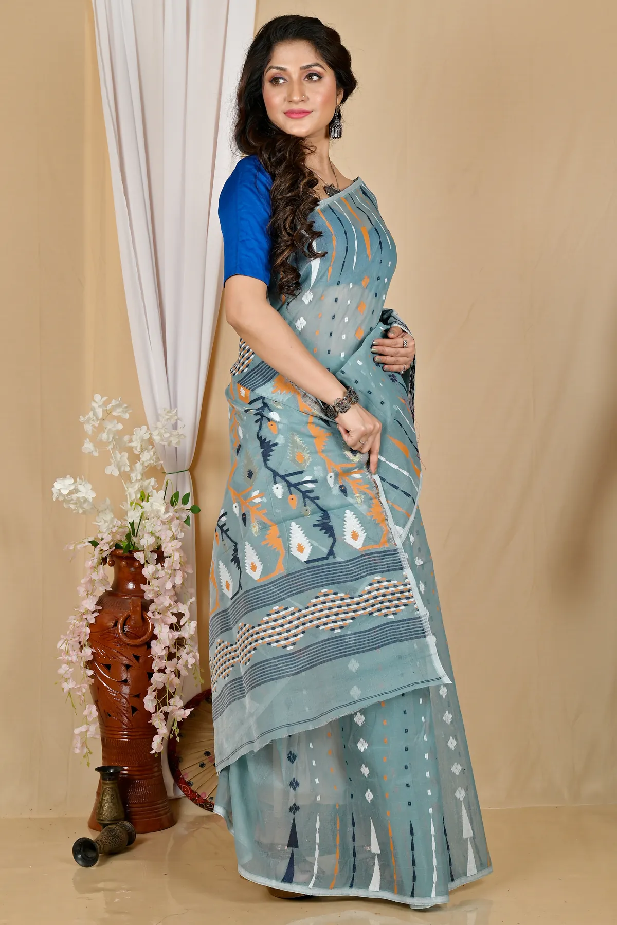 DipDiya Blended Cotton See Green Rapkol Timeless Bengal Jamdani Sarees