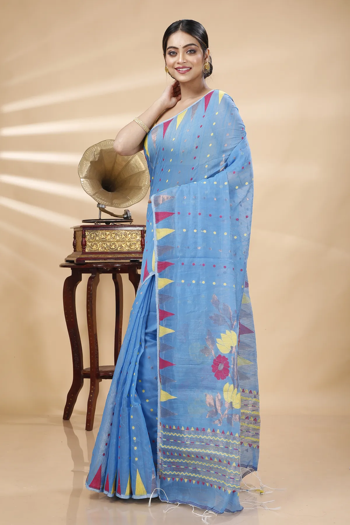 DipDiya Blended Cotton Sky Blue Pilu Stories of Bengal Handloom Sarees