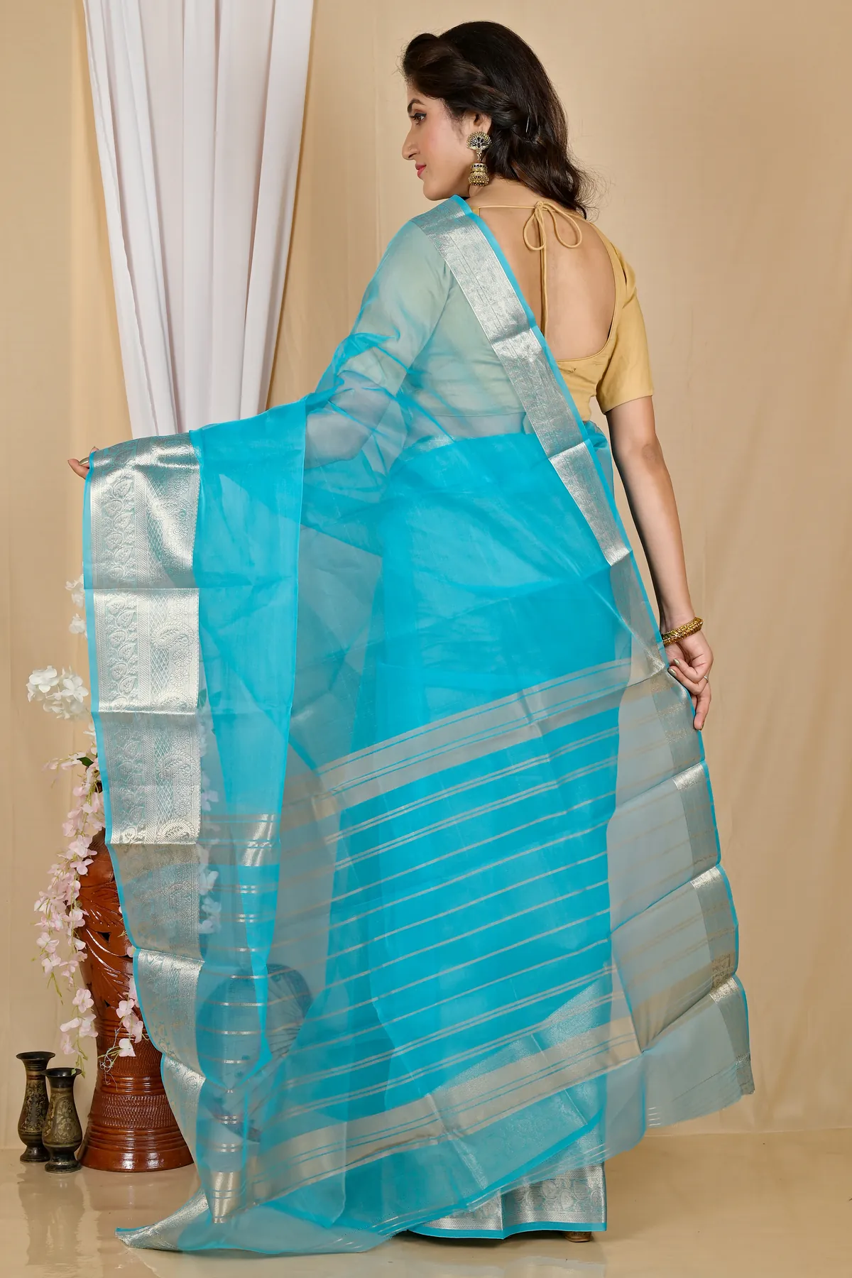 DipDiya Blended Cotton Sky Blue Sikto Traditional Elegance Handloom Sarees