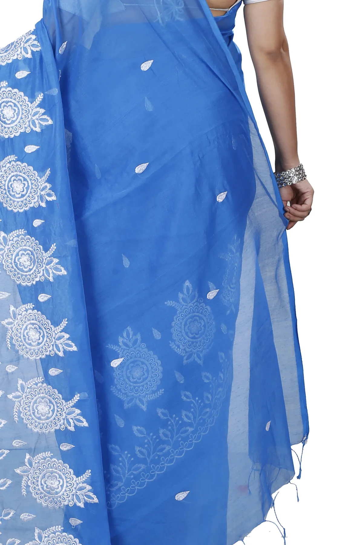 DipDiya Blended Cotton Sky Blue Tabu Woven by Hand Handloom Sarees