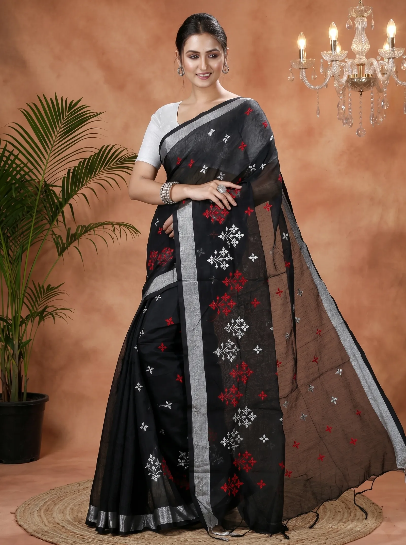 DipDiya Blended Cotton  Traditional Bengali Black Artisan Crafted Tamasi Handloom Saree